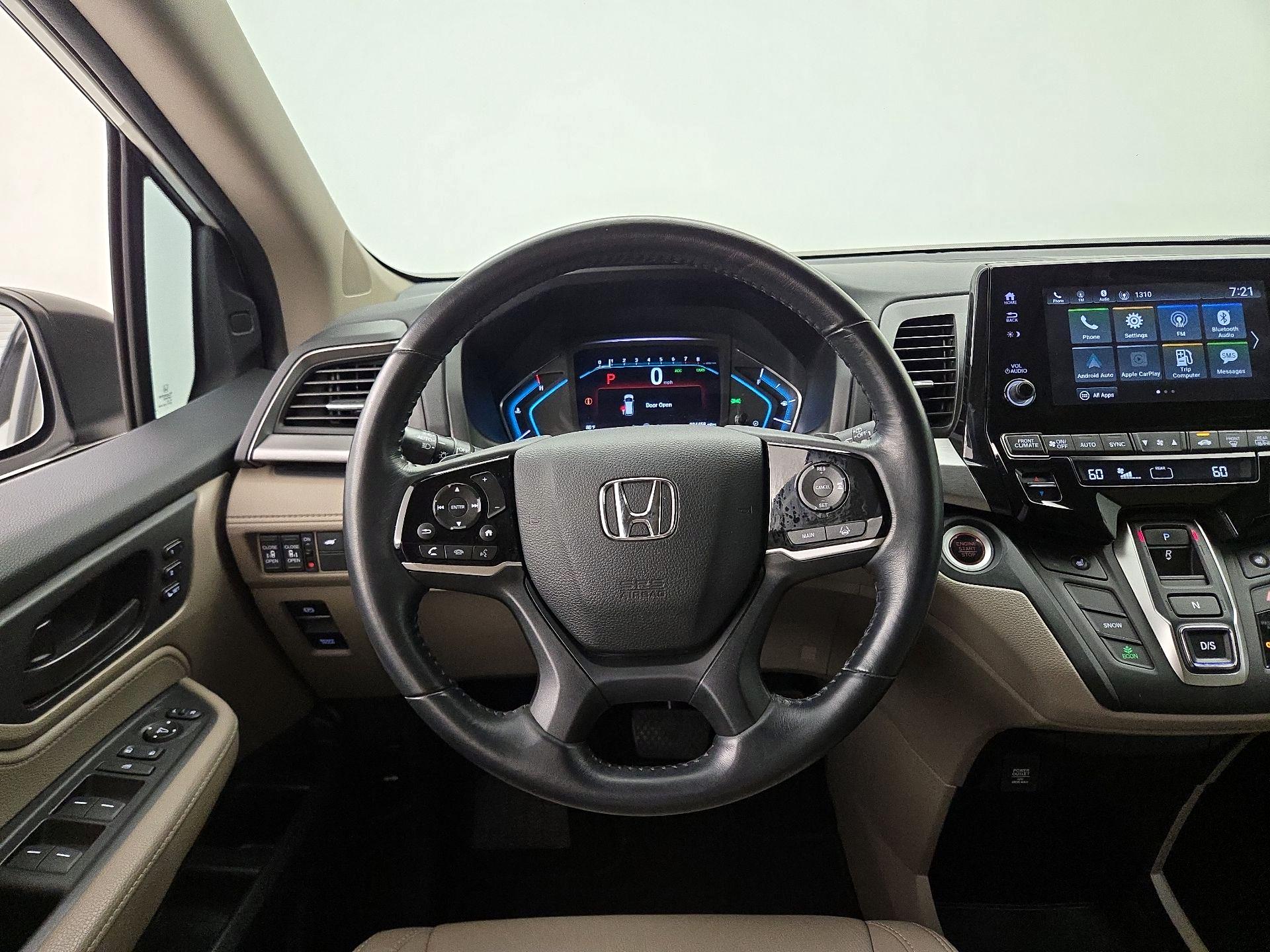 Thumbnail: 2019 Honda Odyssey - 10