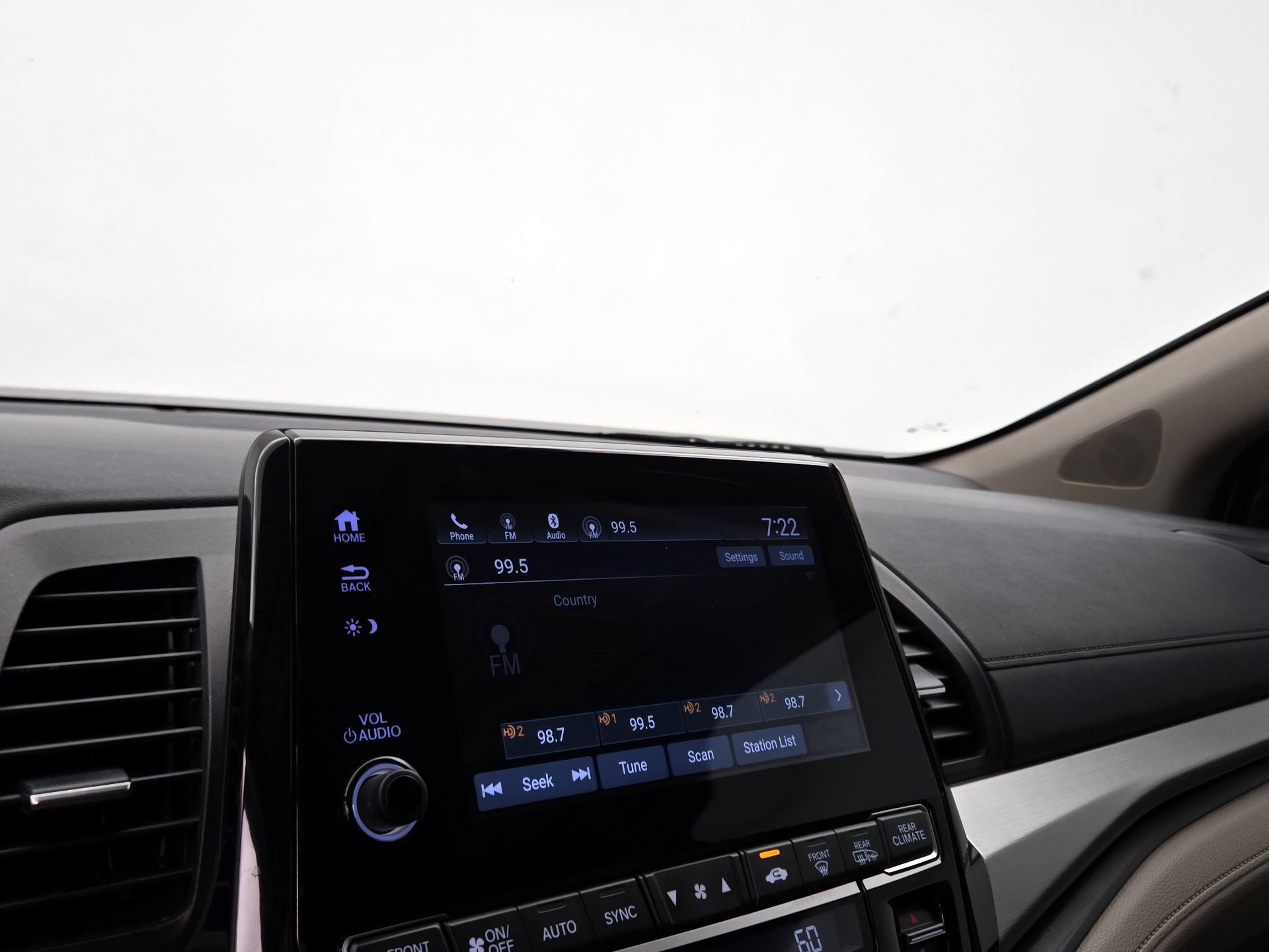 Thumbnail: 2019 Honda Odyssey - 15