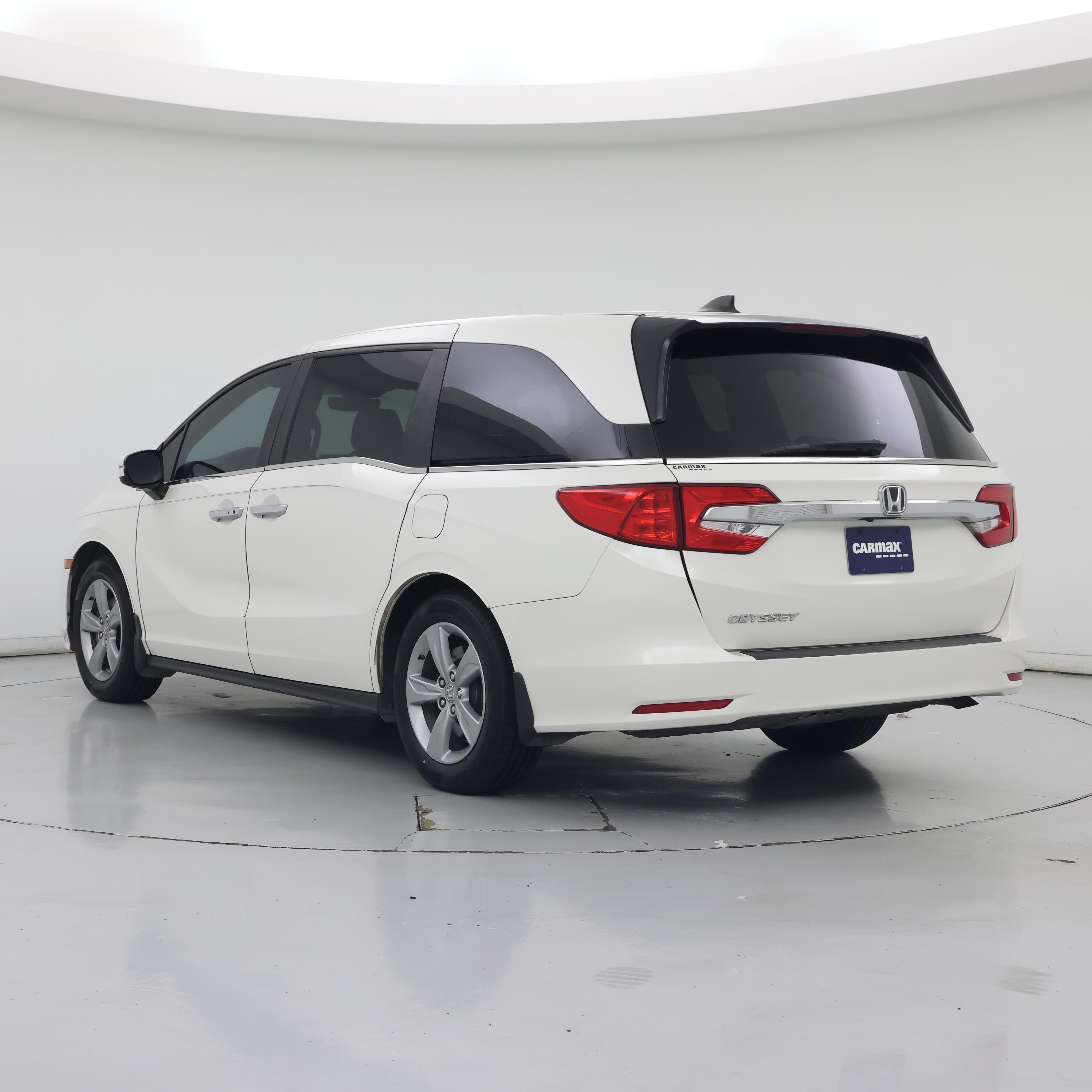 Thumbnail: 2019 Honda Odyssey - 2