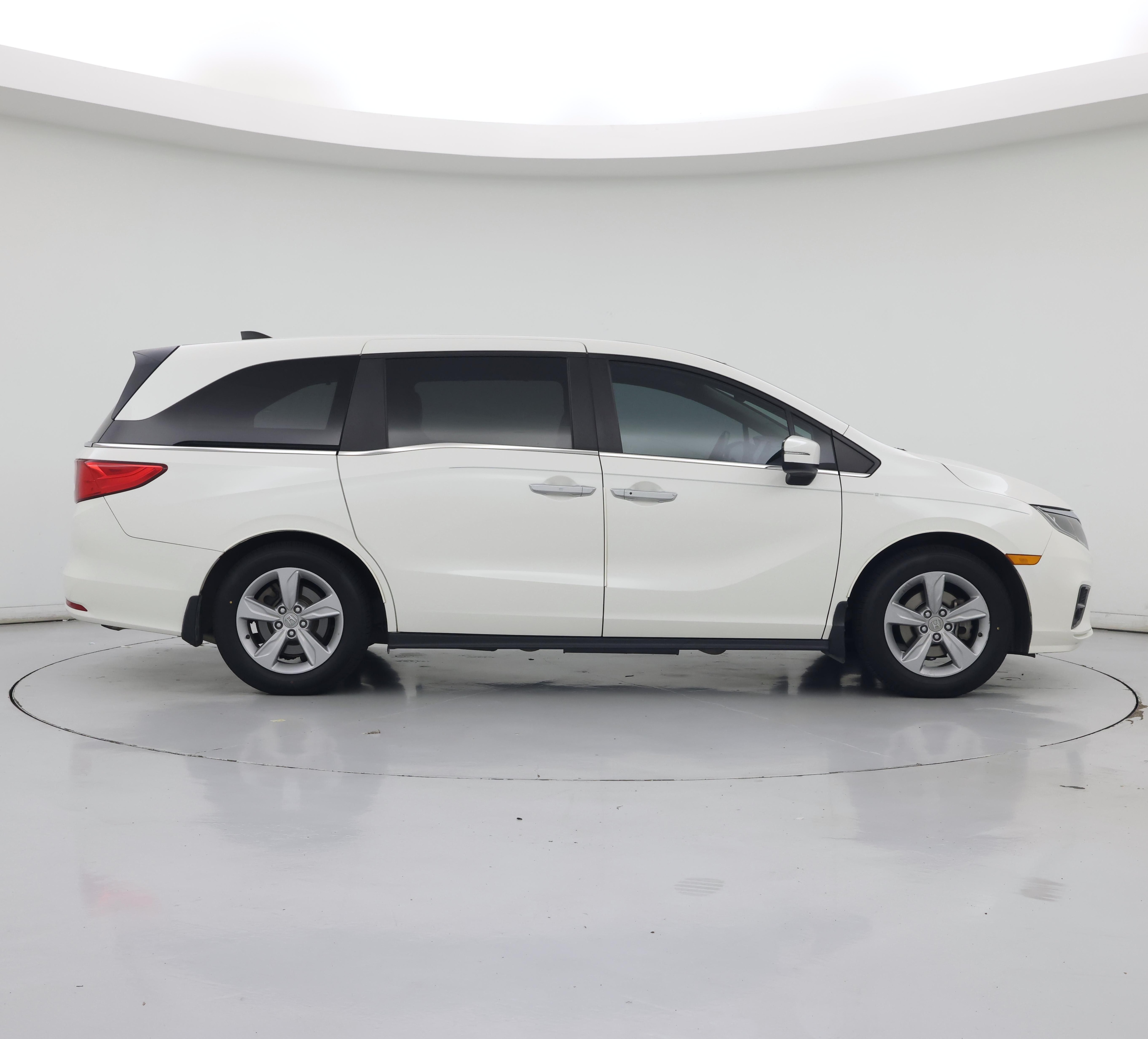 Thumbnail: 2019 Honda Odyssey - 7