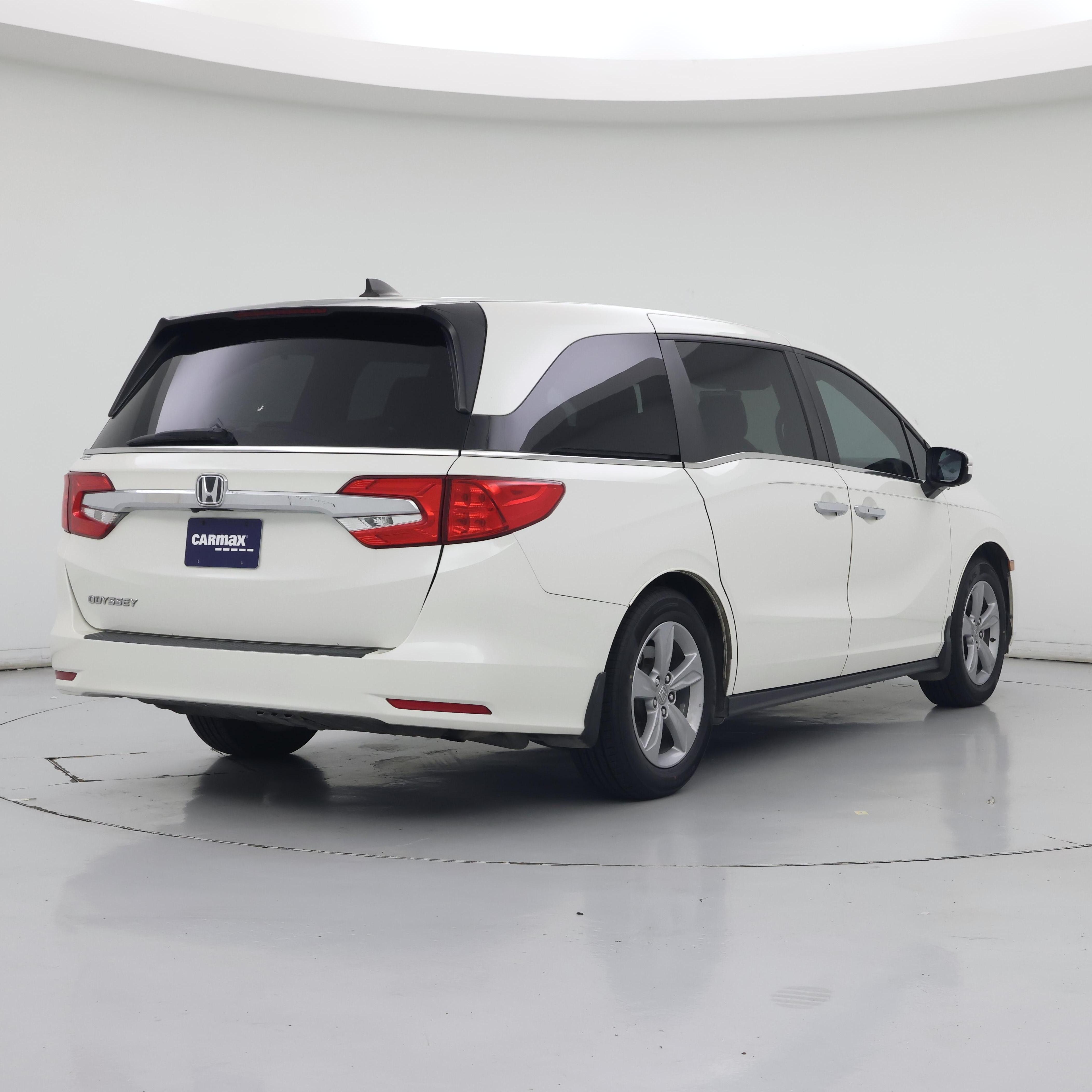 Thumbnail: 2019 Honda Odyssey - 8