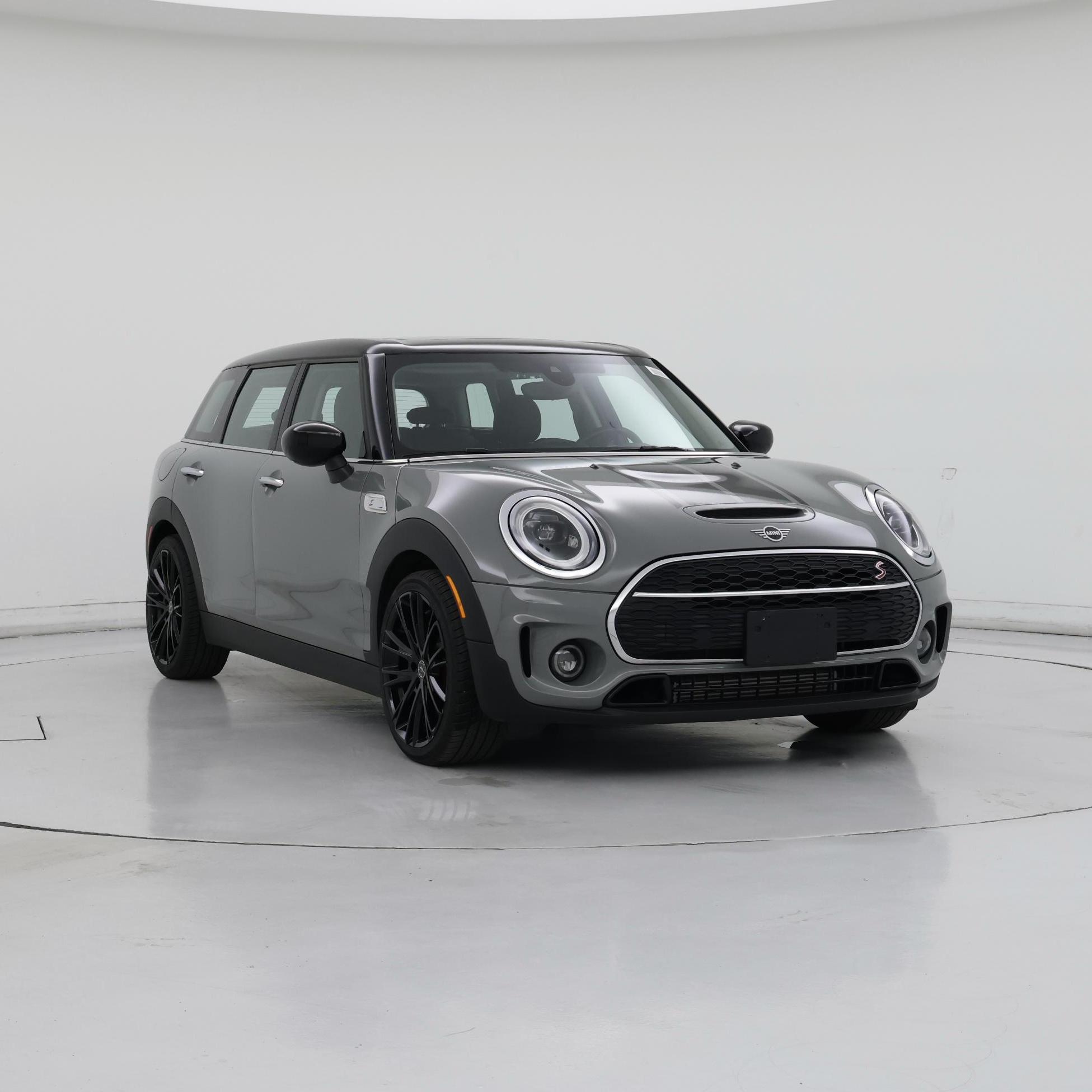 Gray 2022 MINI Cooper Clubman Wagon Front-Wheel Drive Automatic