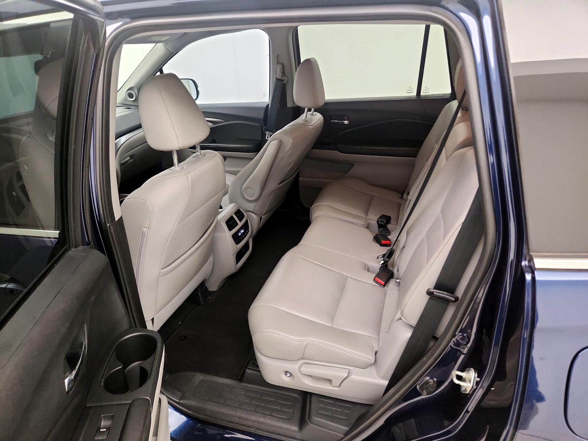 Thumbnail: 2018 Honda Pilot - 20