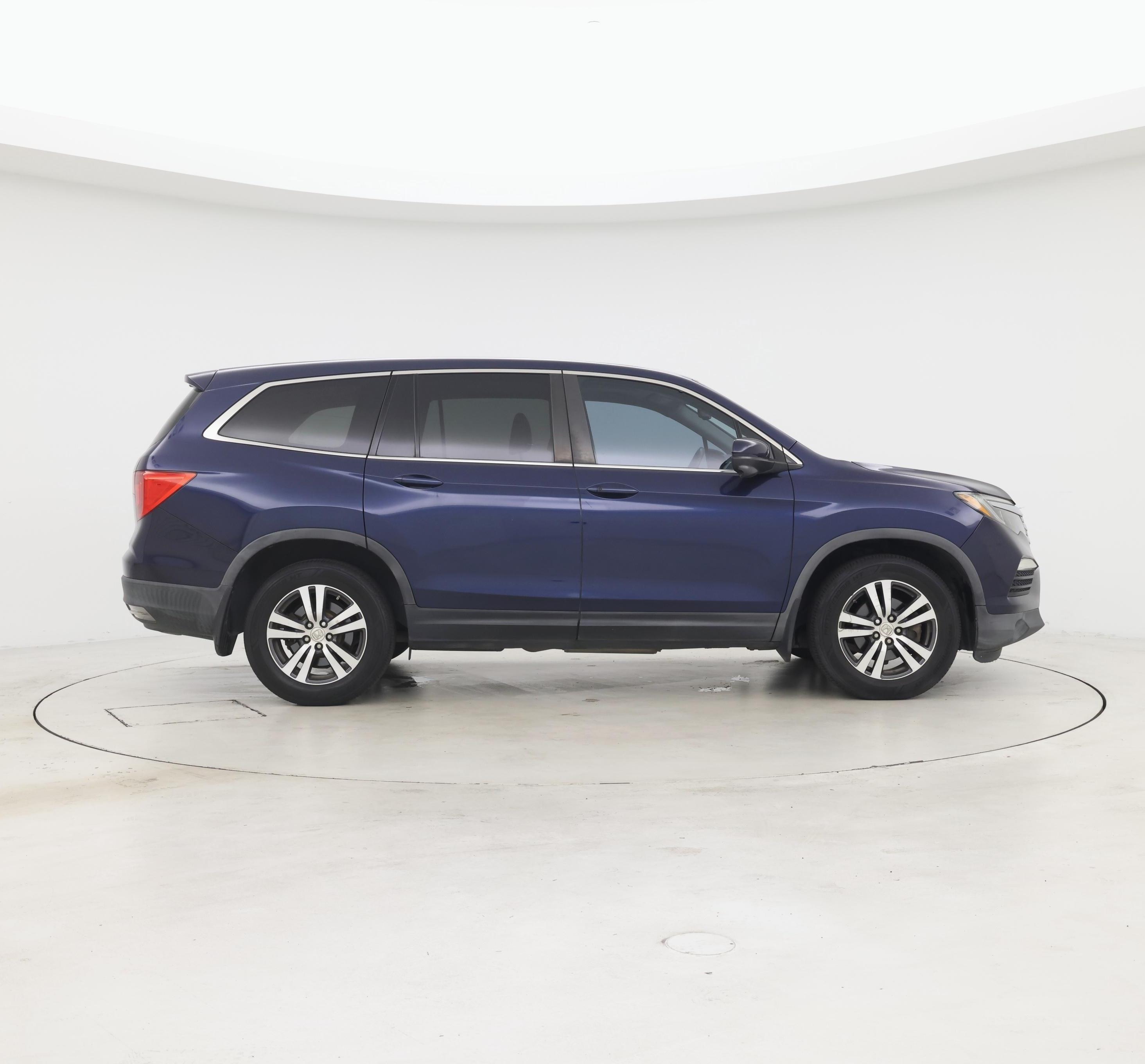 Thumbnail: 2018 Honda Pilot - 7