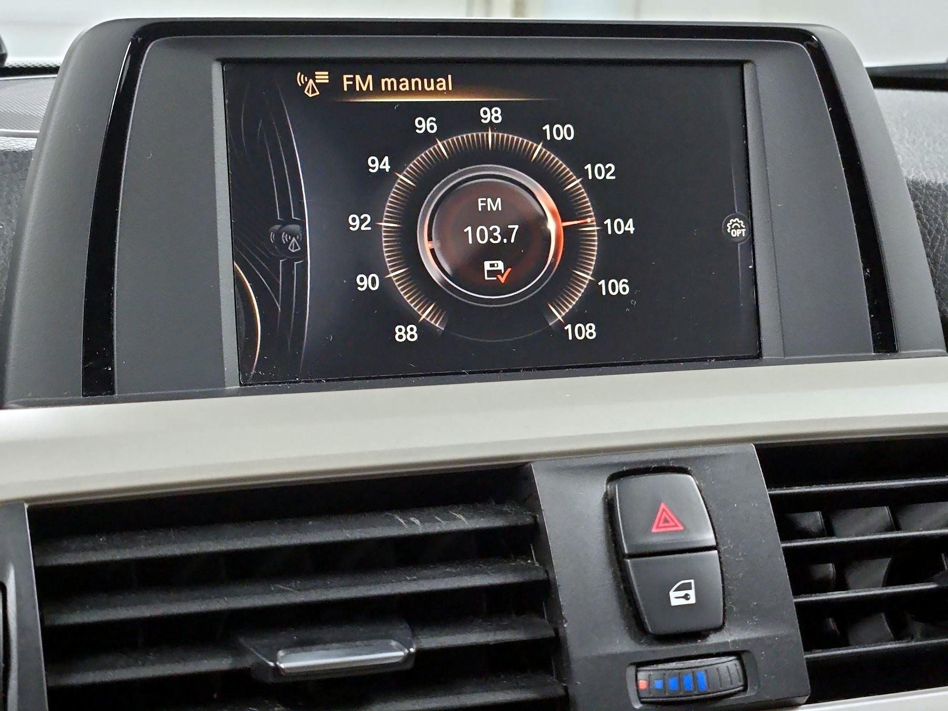 Thumbnail: 2016 BMW 3 Series - 15