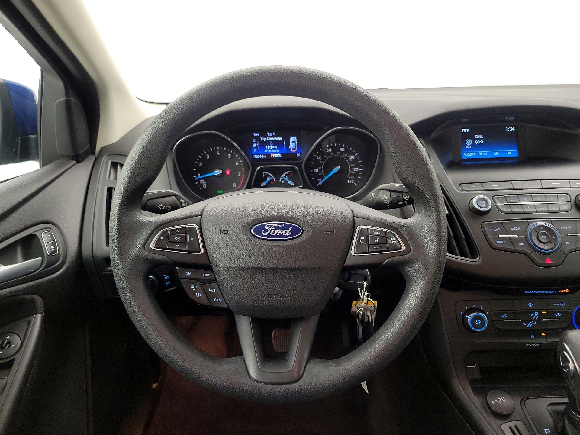 Thumbnail: 2018 Ford Focus - 10