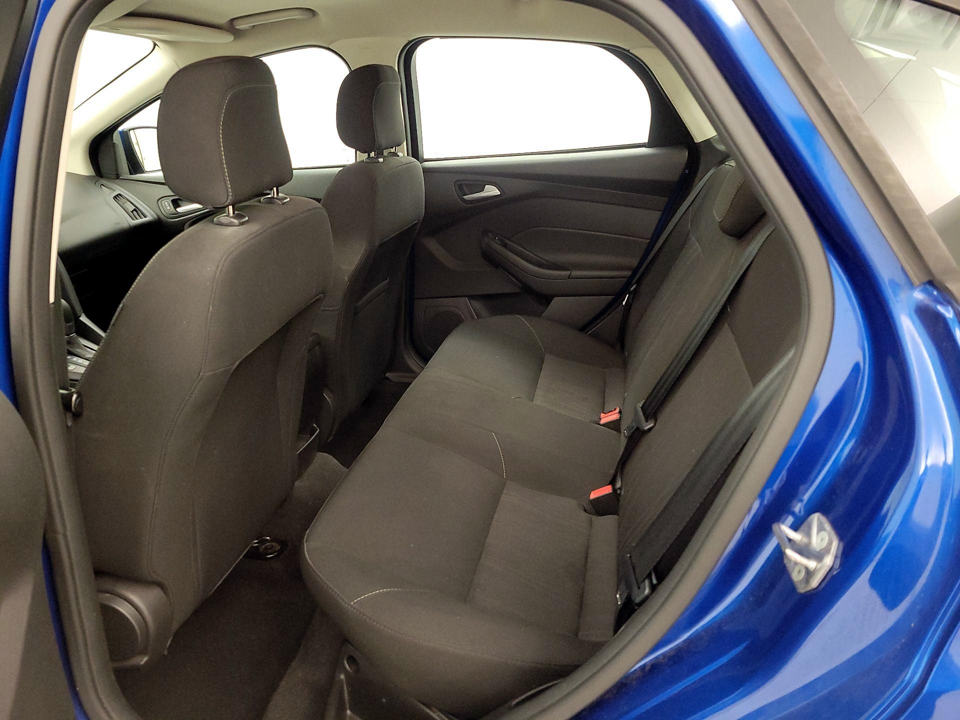 Thumbnail: 2018 Ford Focus - 18