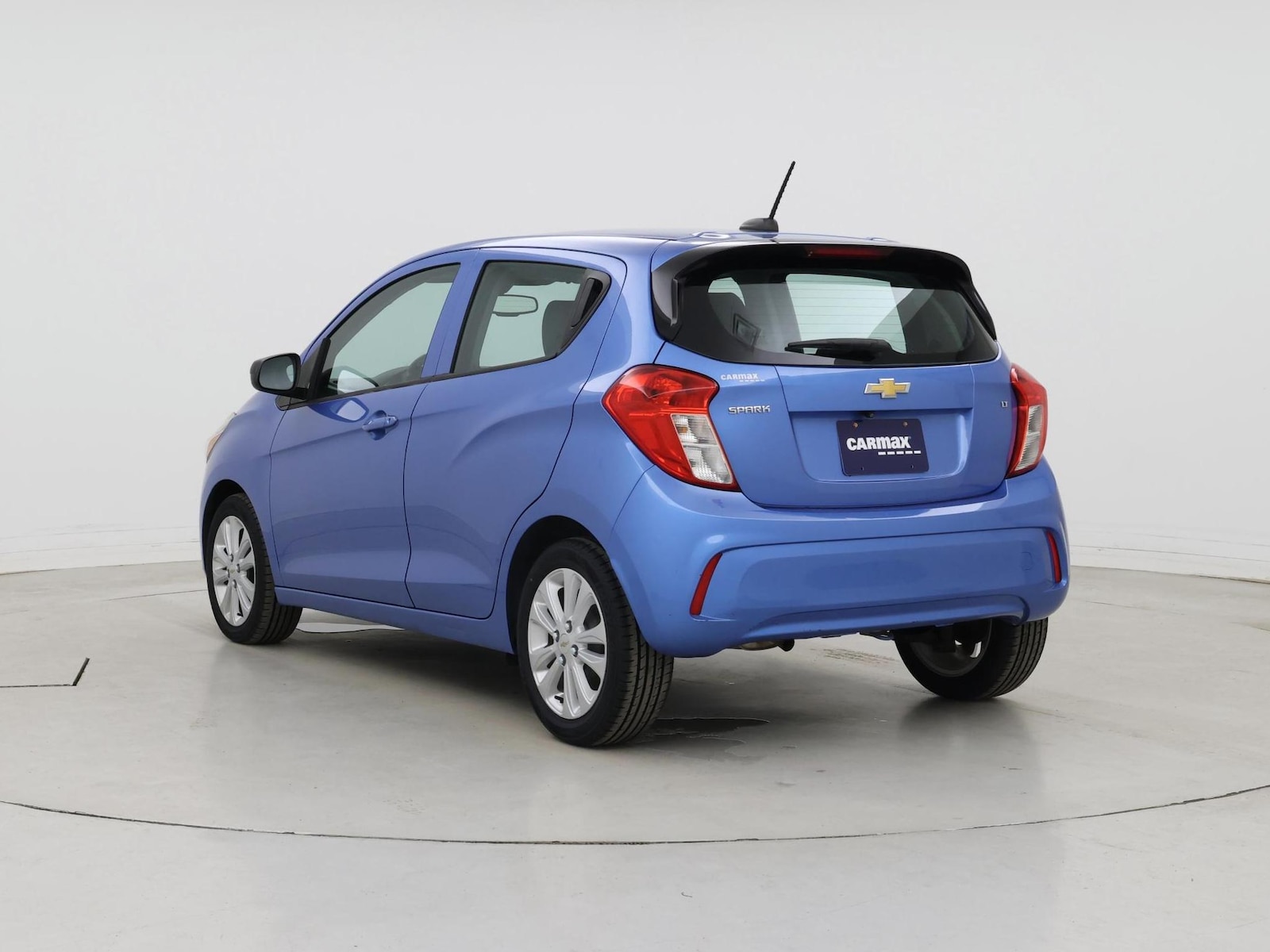 2016 Chevrolet Spark 1LT - Photo 3