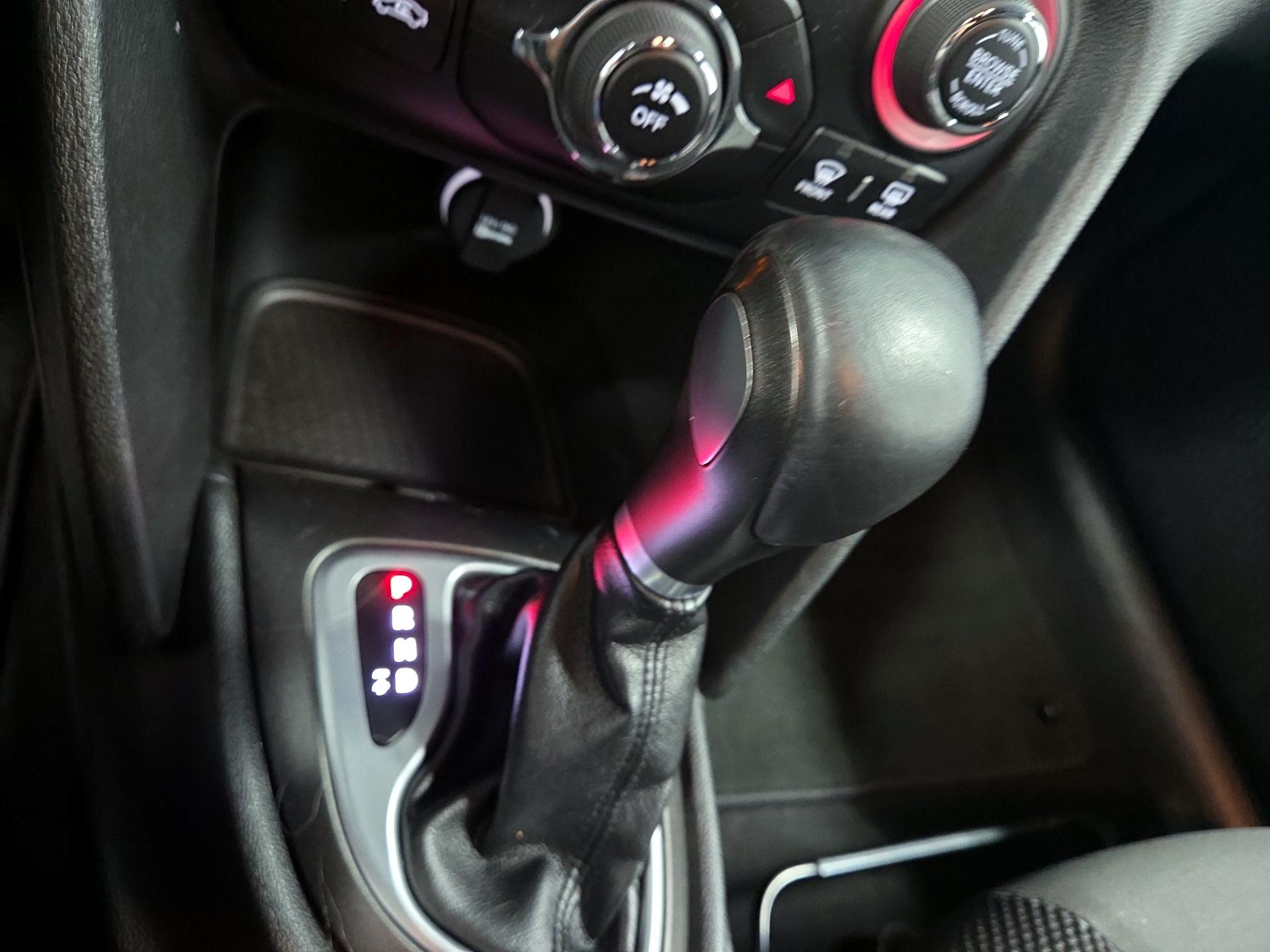 Thumbnail: 2016 Dodge Dart - 16
