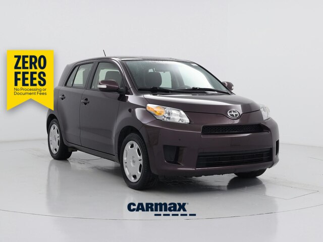 Purple 2014 Scion xD Hatchback Front-Wheel Drive Automatic