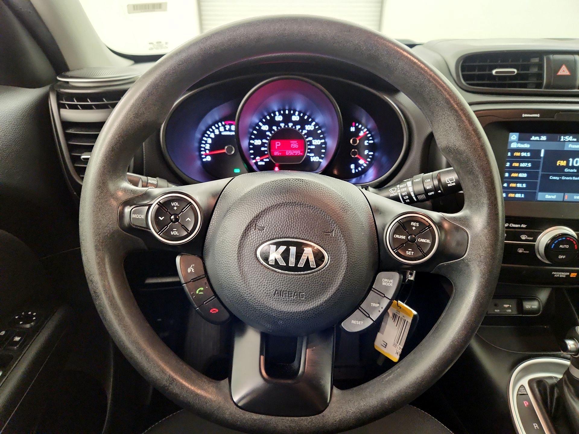 Thumbnail: 2018 Kia Soul - 10