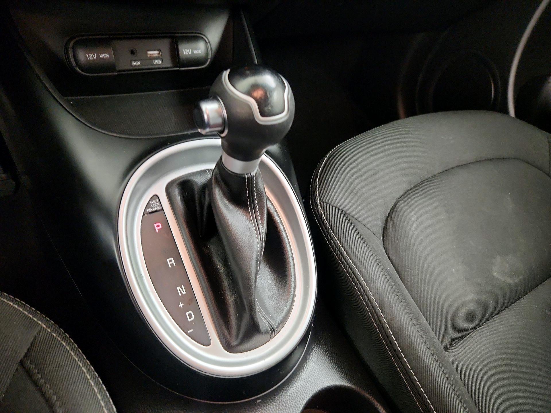 Thumbnail: 2018 Kia Soul - 17