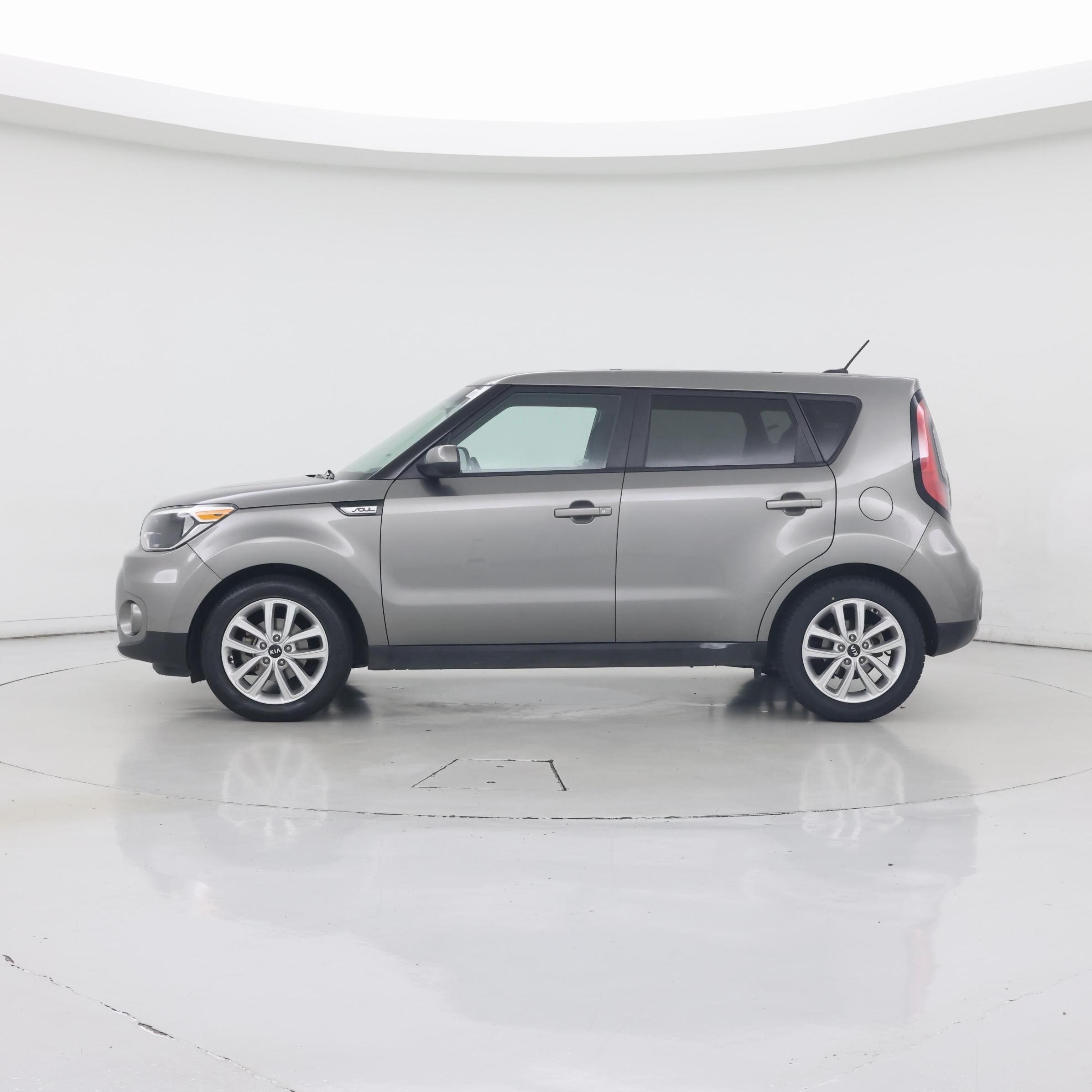 Thumbnail: 2018 Kia Soul - 3