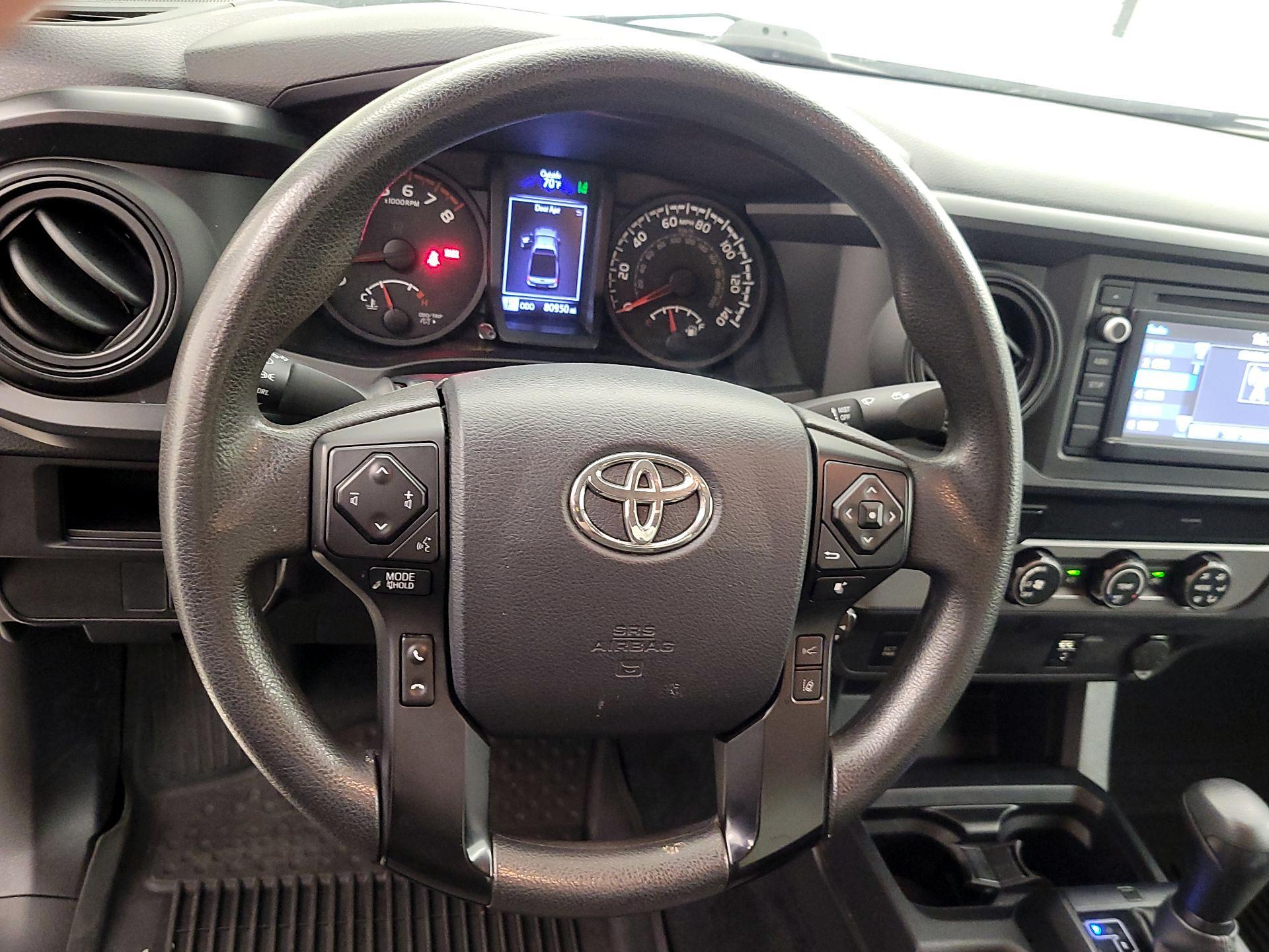 Thumbnail: 2019 Toyota Tacoma - 10
