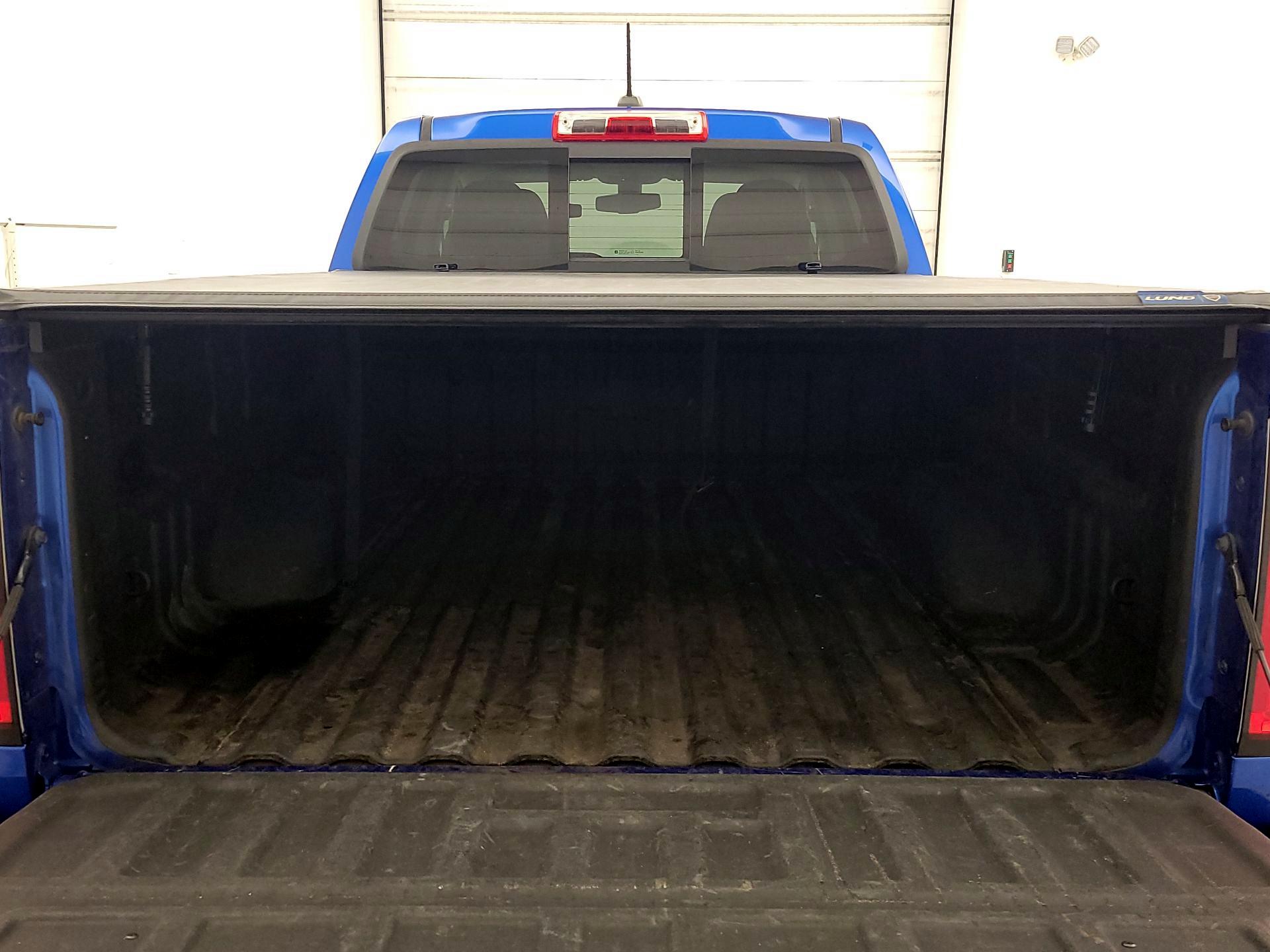 Thumbnail: 2018 Chevrolet Colorado - 20