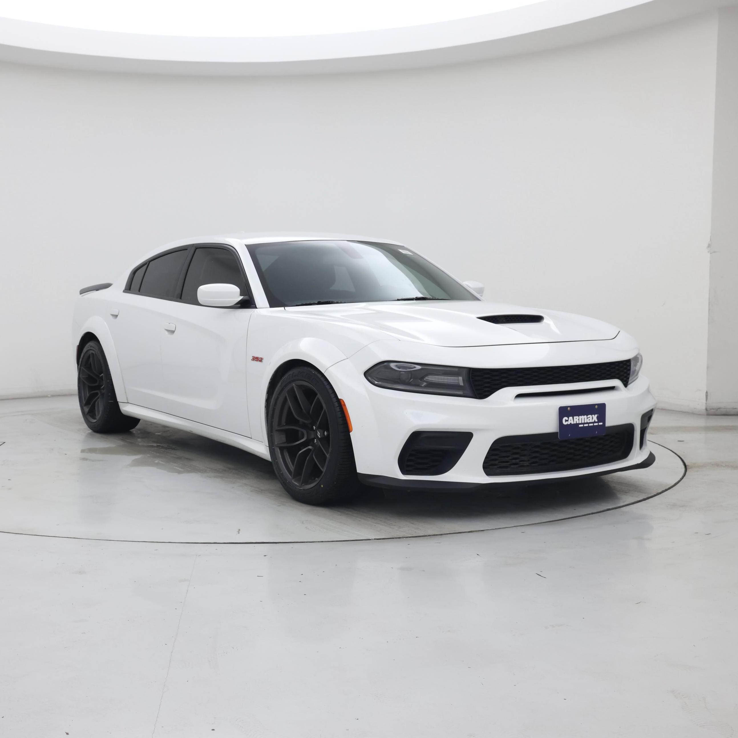 White 2021 Dodge Charger Sedan Rear-Wheel Drive Automatic