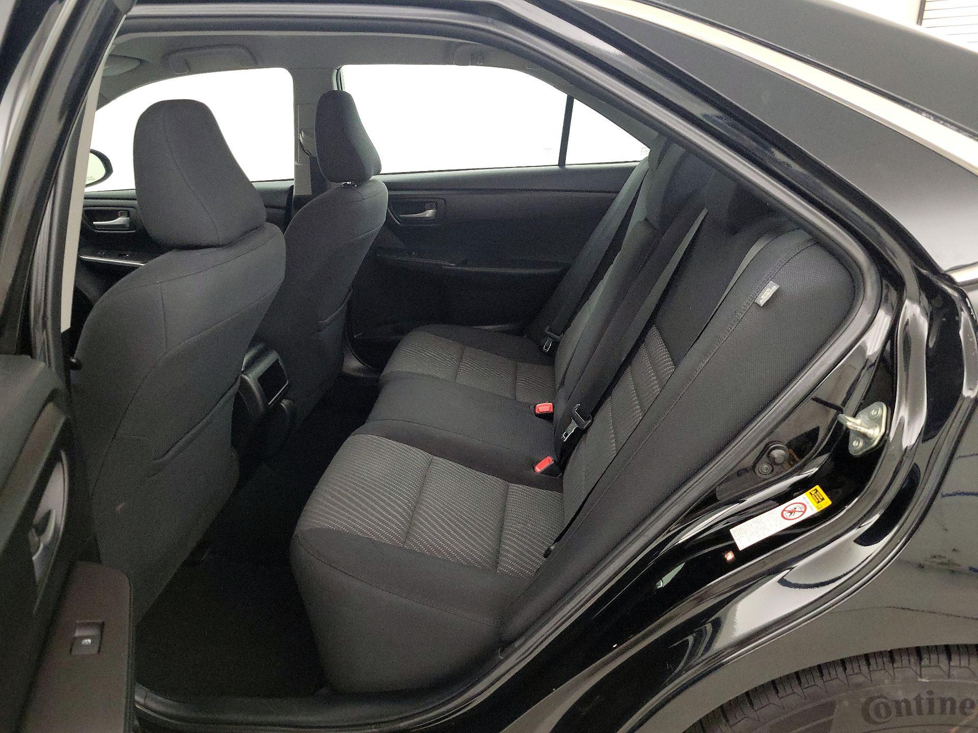 Thumbnail: 2016 Toyota Camry - 19