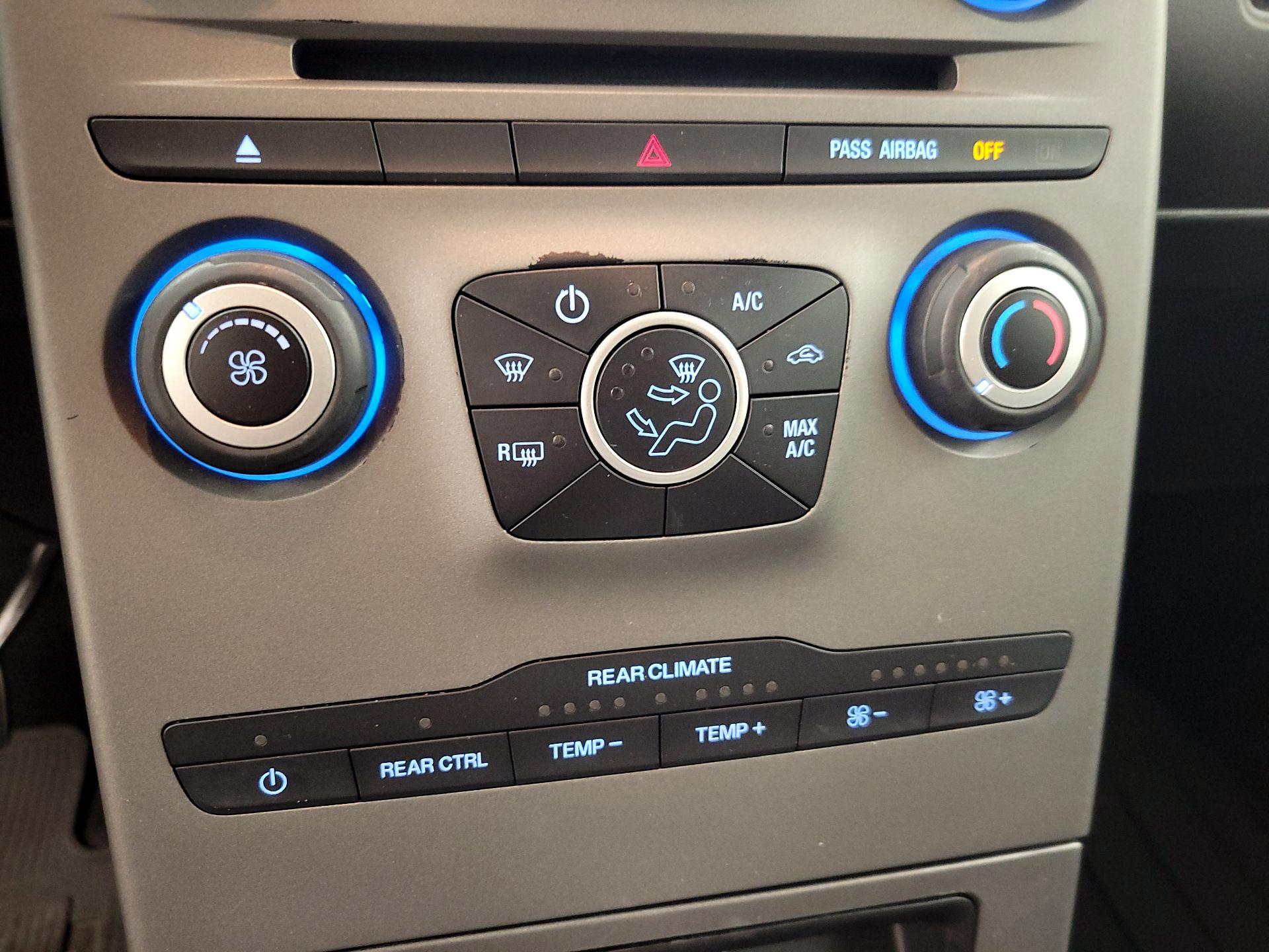 Thumbnail: 2016 Ford Flex - 14