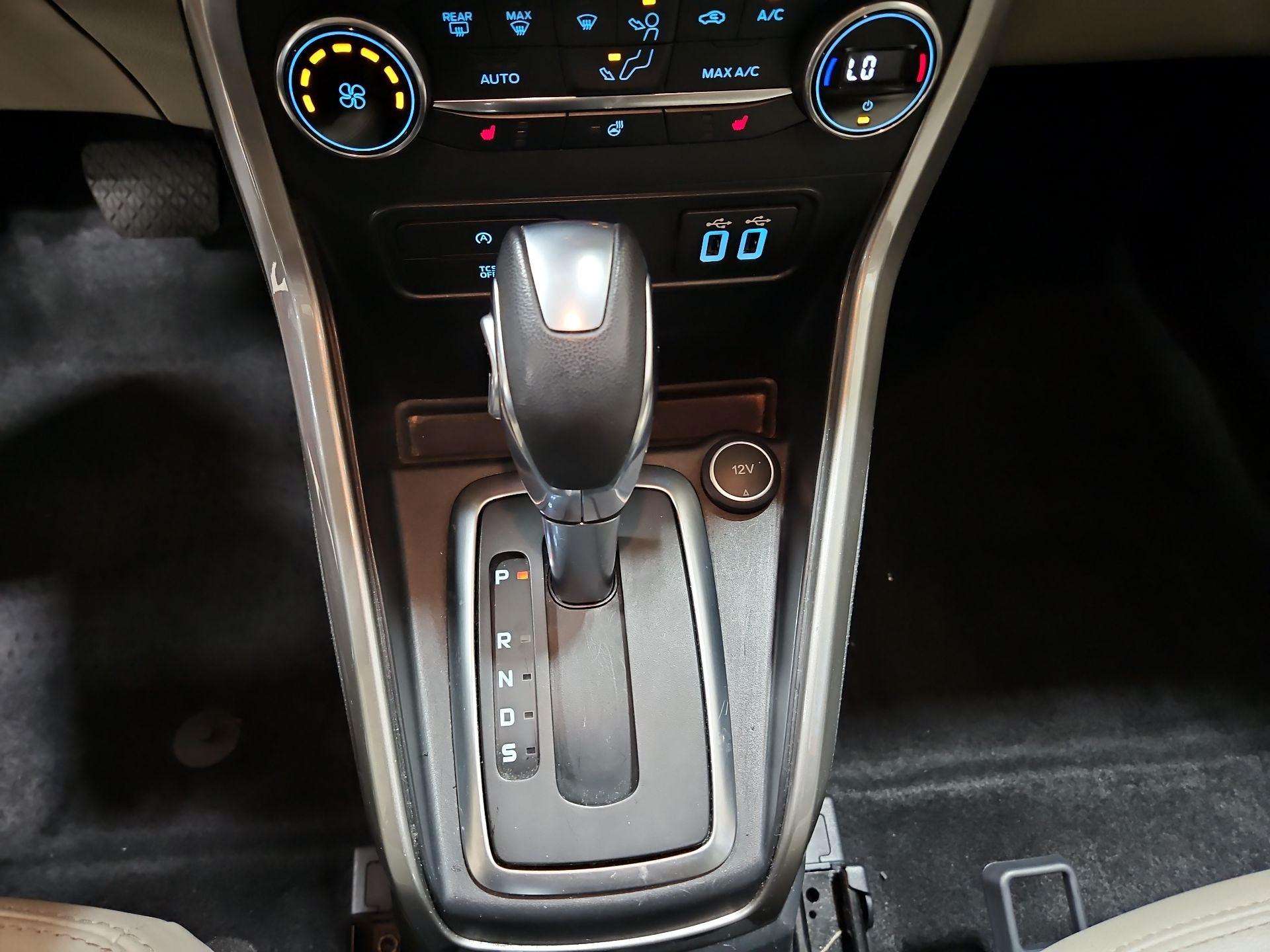 Thumbnail: 2021 Ford EcoSport - 18