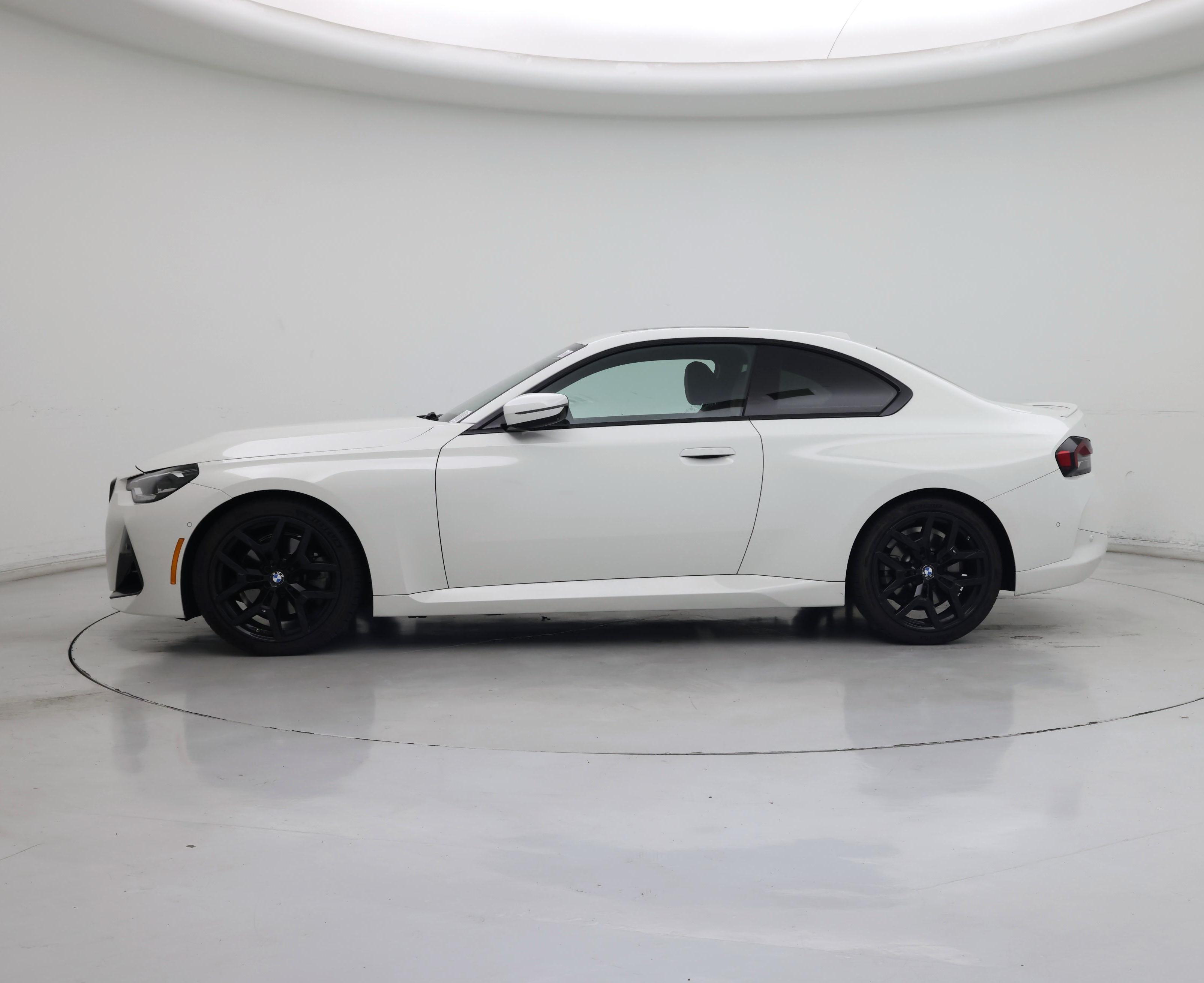 Thumbnail: 2025 BMW 2 Series - 3