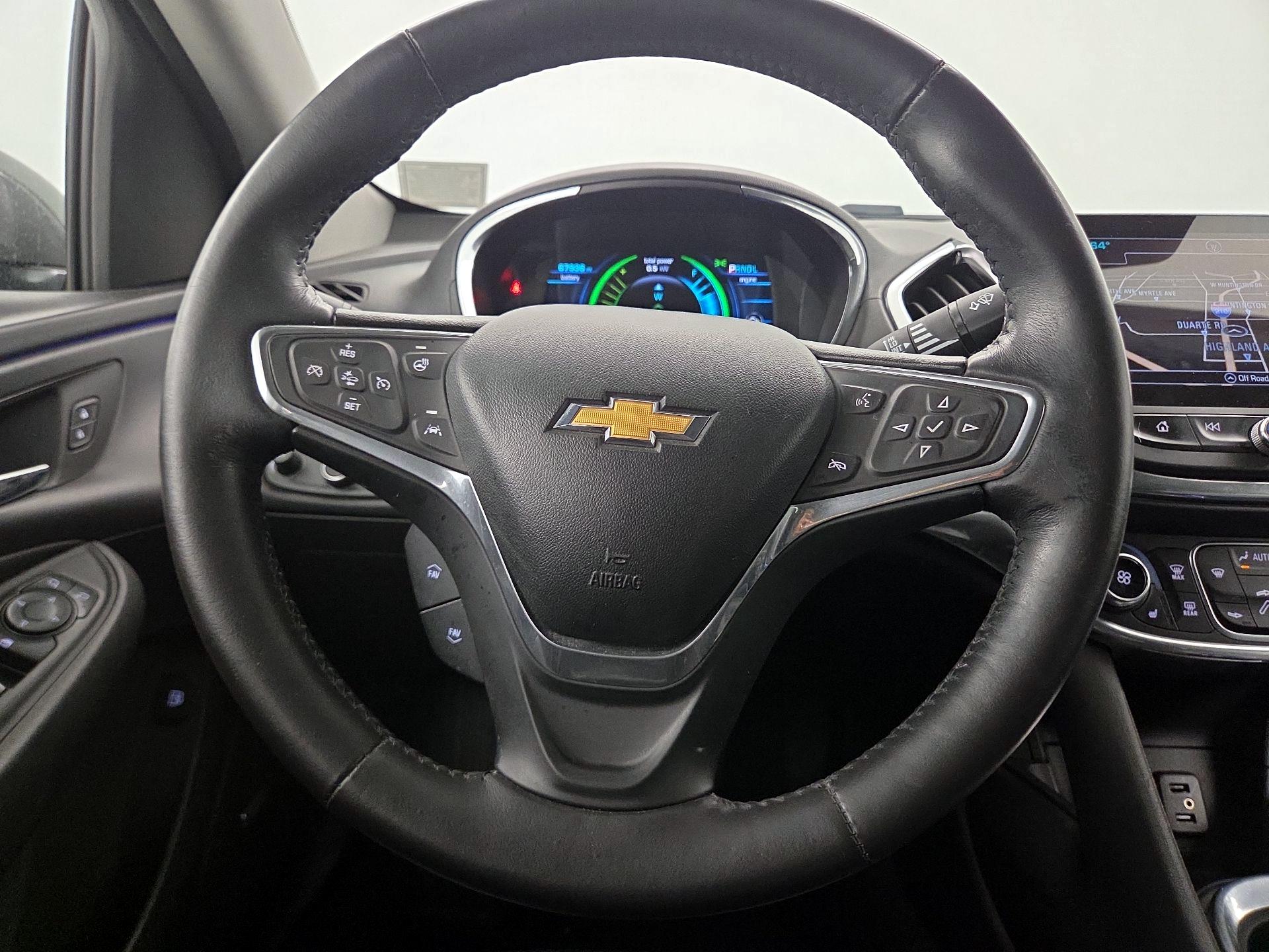 Thumbnail: 2017 Chevrolet Volt - 10