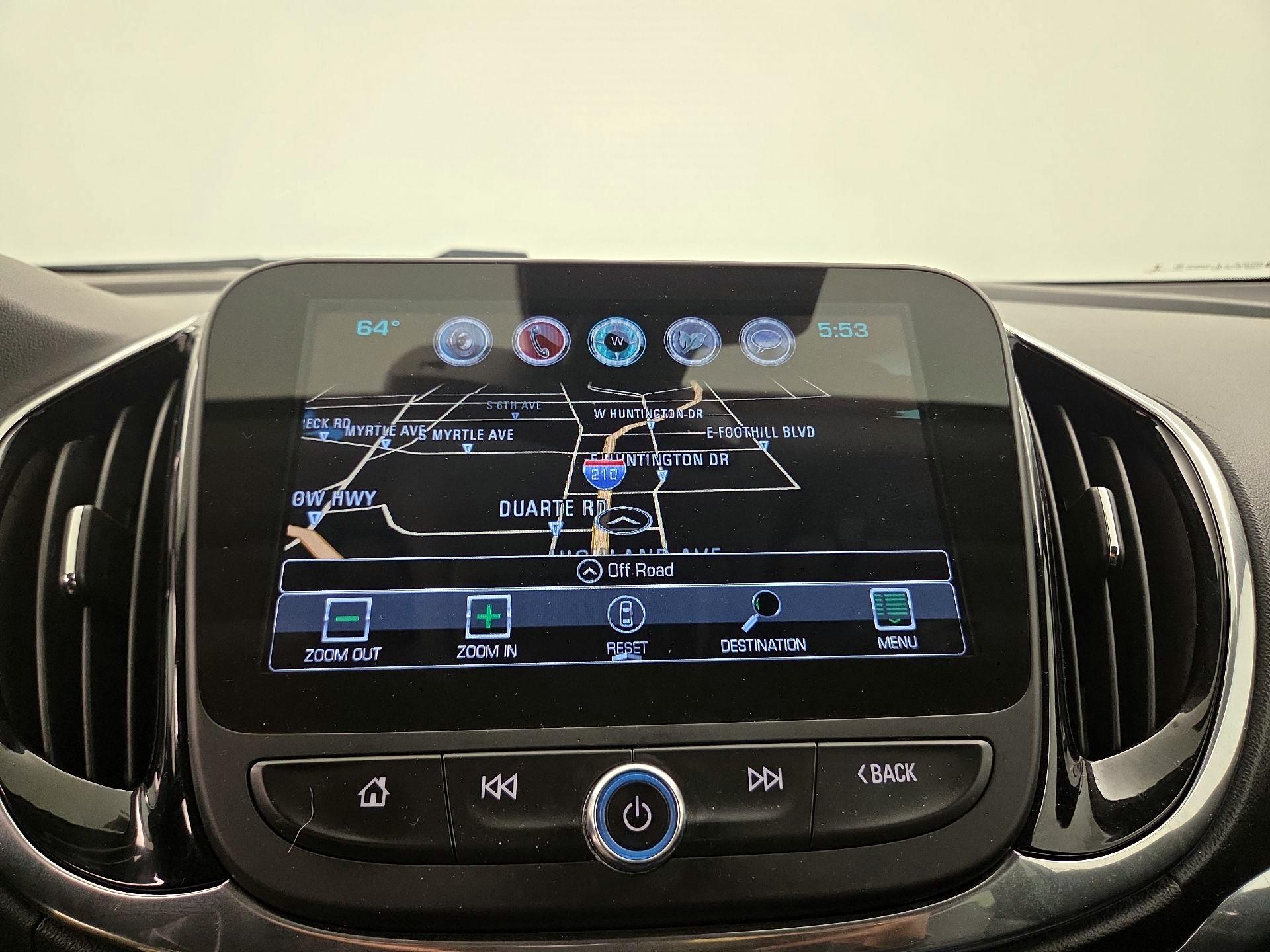 Thumbnail: 2017 Chevrolet Volt - 14