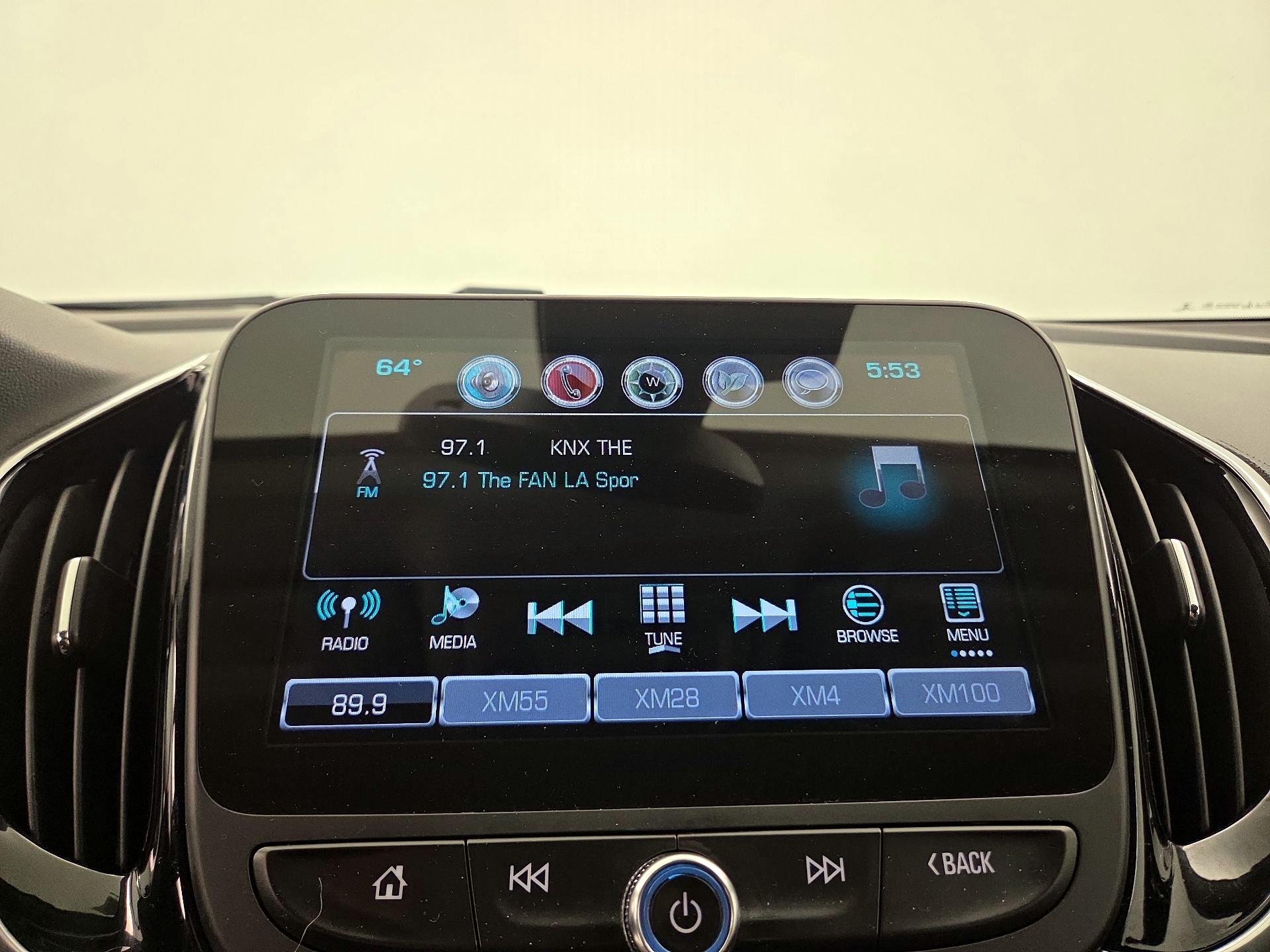 Thumbnail: 2017 Chevrolet Volt - 16