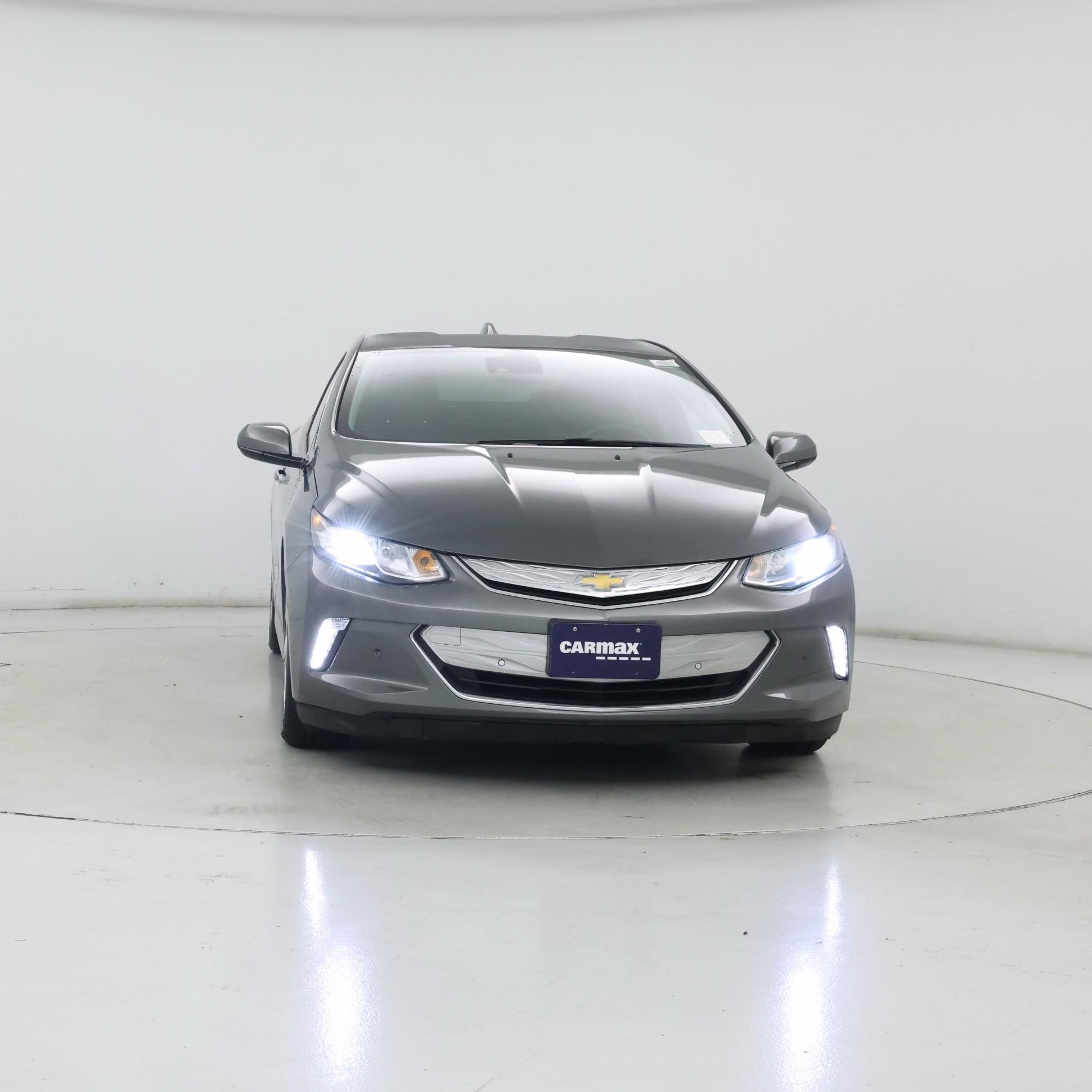 Thumbnail: 2017 Chevrolet Volt - 5