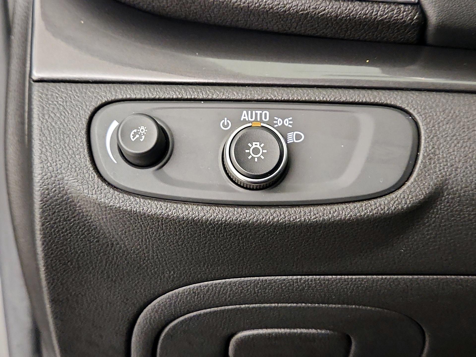 Thumbnail: 2019 Buick Encore - 13