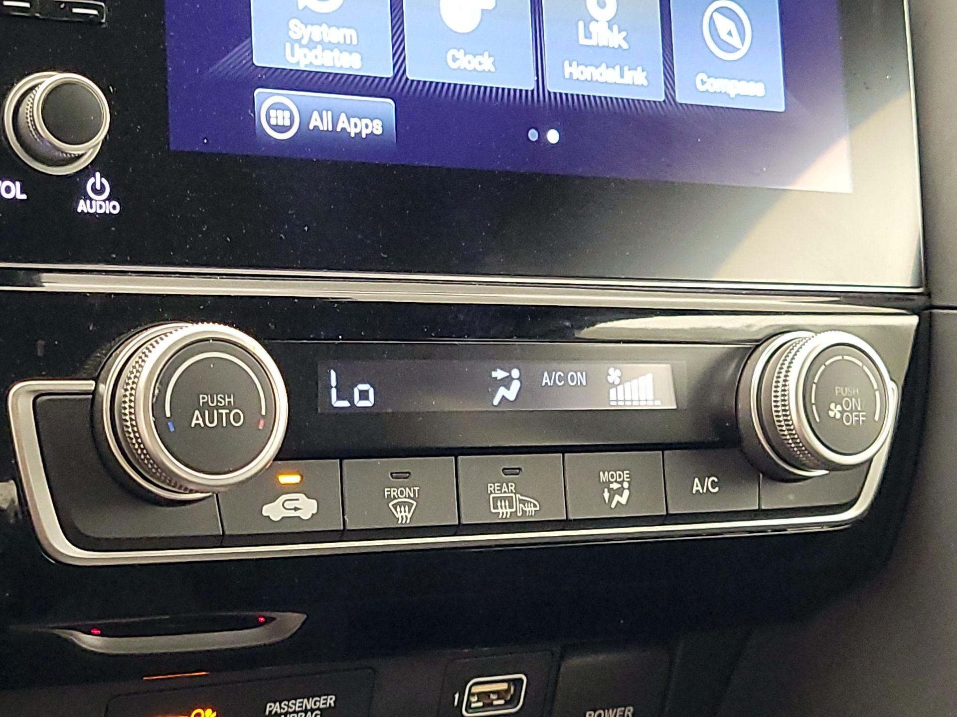 Thumbnail: 2020 Honda Insight - 16