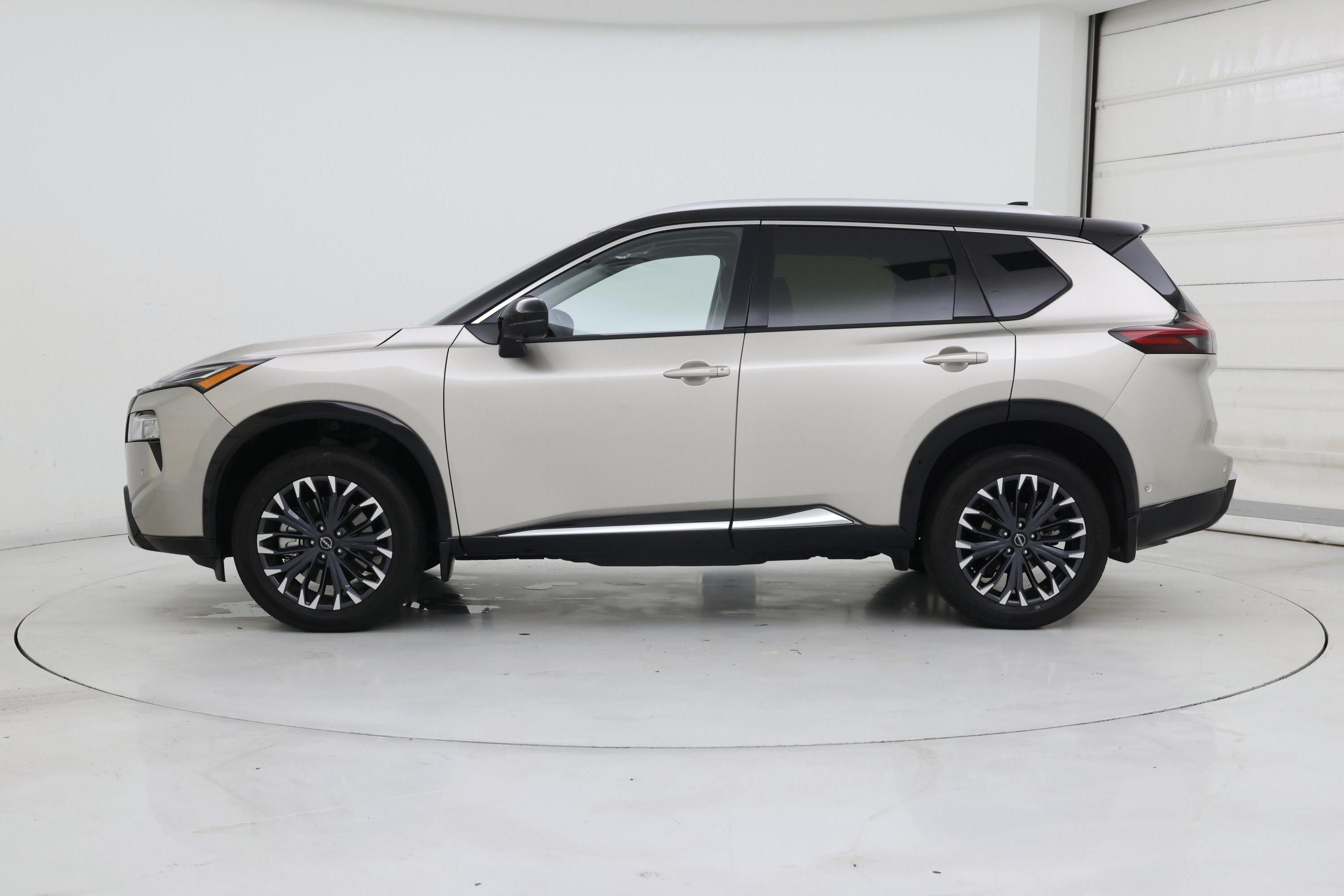 Thumbnail: 2025 Nissan Rogue - 3