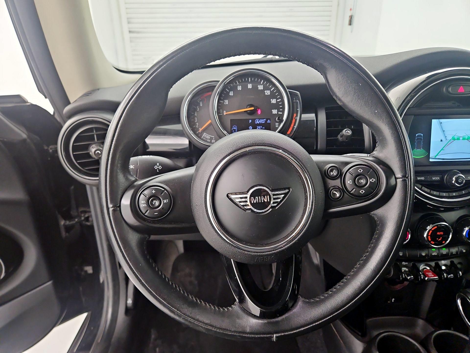 Thumbnail: 2019 MINI Cooper Hardtop - 10