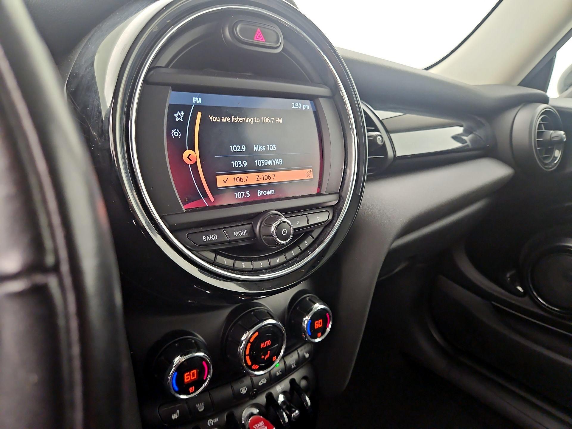 Thumbnail: 2019 MINI Cooper Hardtop - 15