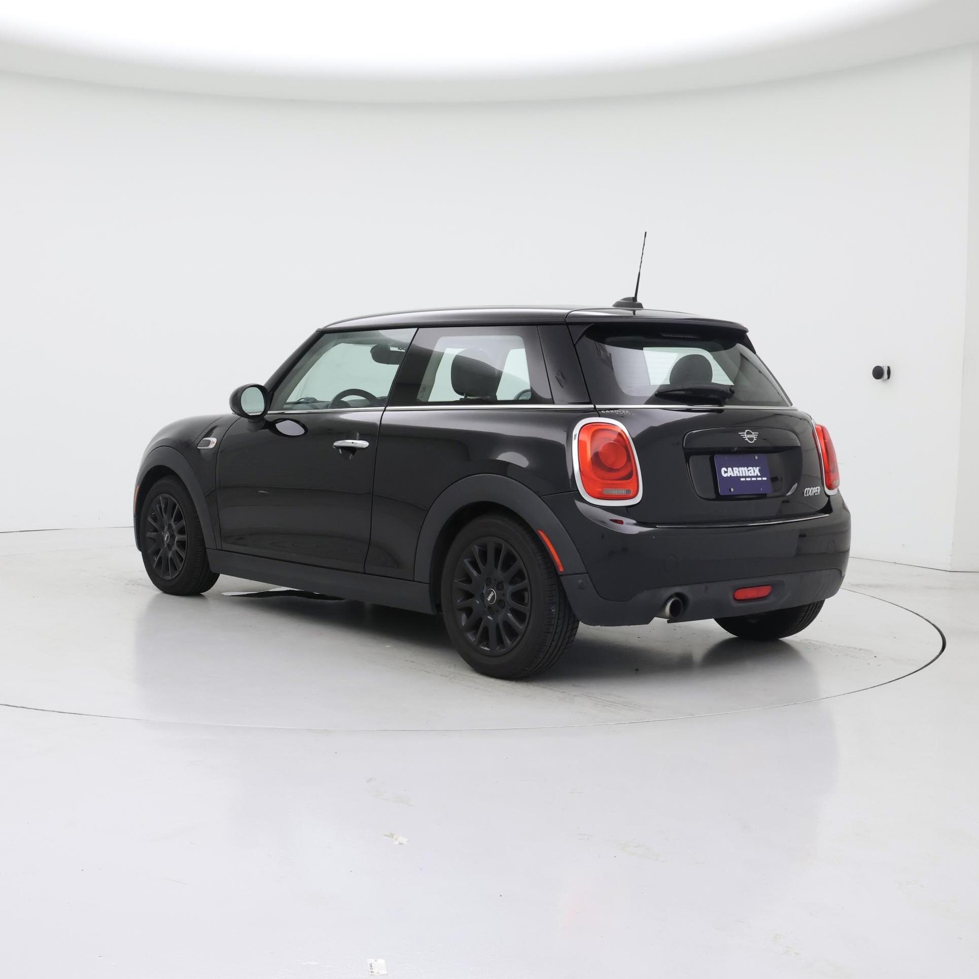 Thumbnail: 2019 MINI Cooper Hardtop - 2