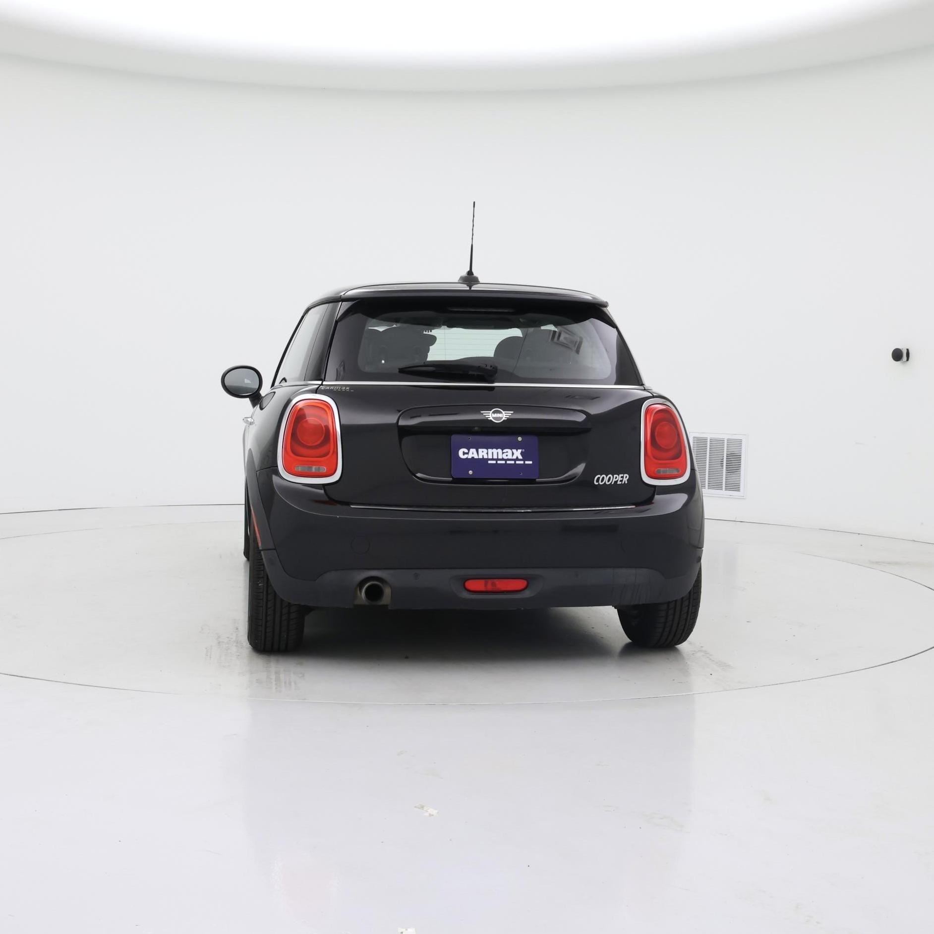Thumbnail: 2019 MINI Cooper Hardtop - 6