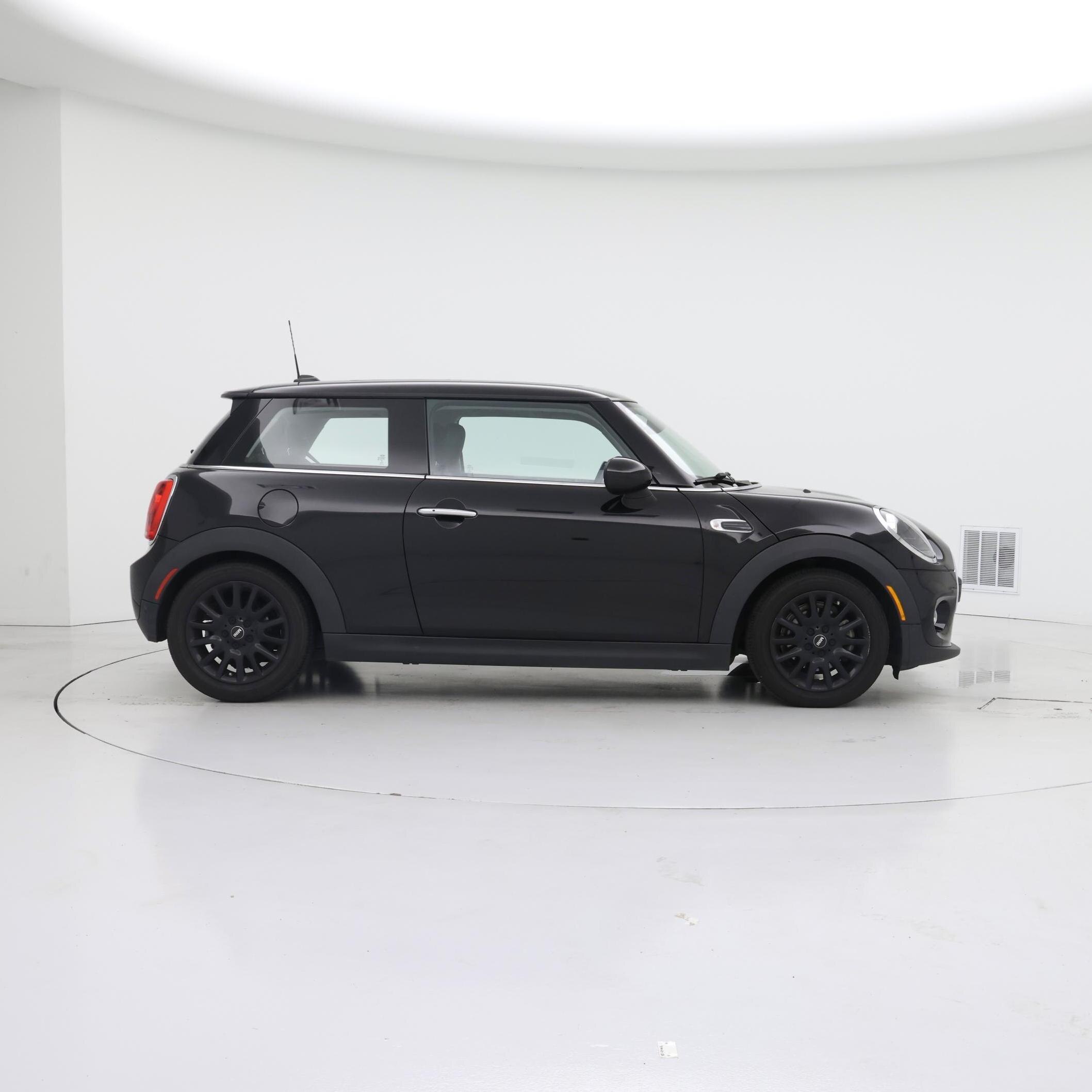 Thumbnail: 2019 MINI Cooper Hardtop - 7