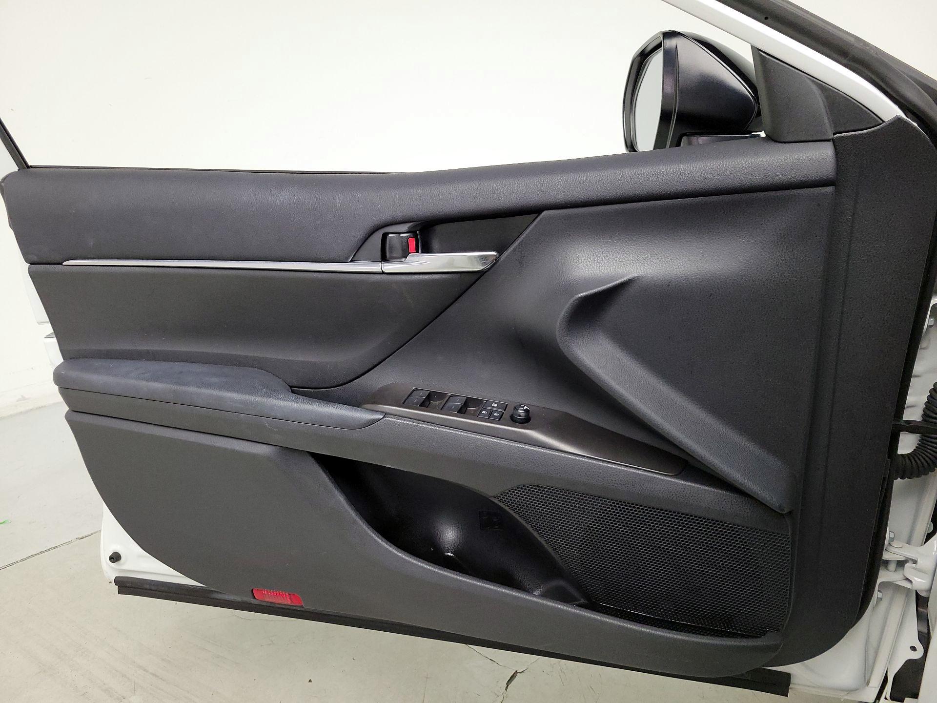 Thumbnail: 2024 Toyota Camry - 12