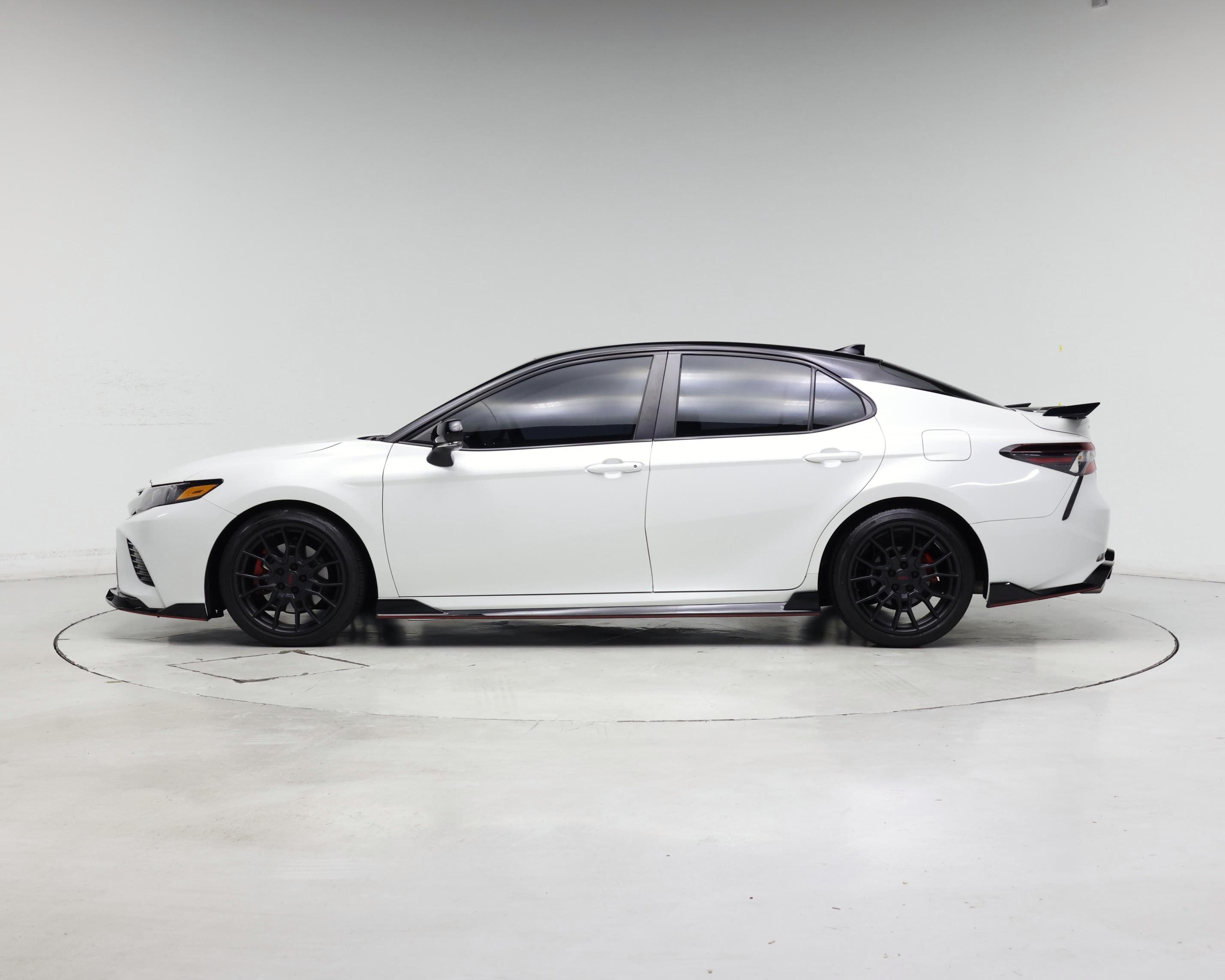Thumbnail: 2024 Toyota Camry - 3