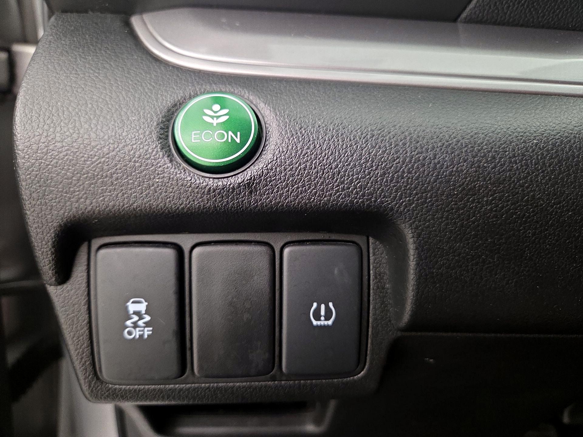 Thumbnail: 2015 Honda CR-V - 13