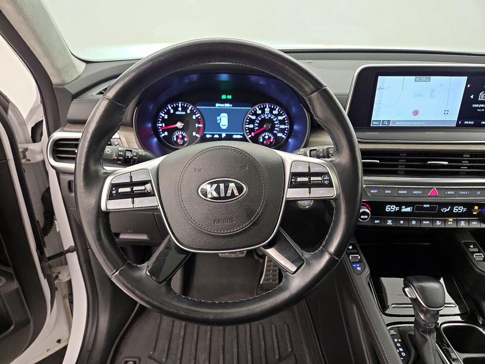 2021 Kia Telluride SX - Photo 11