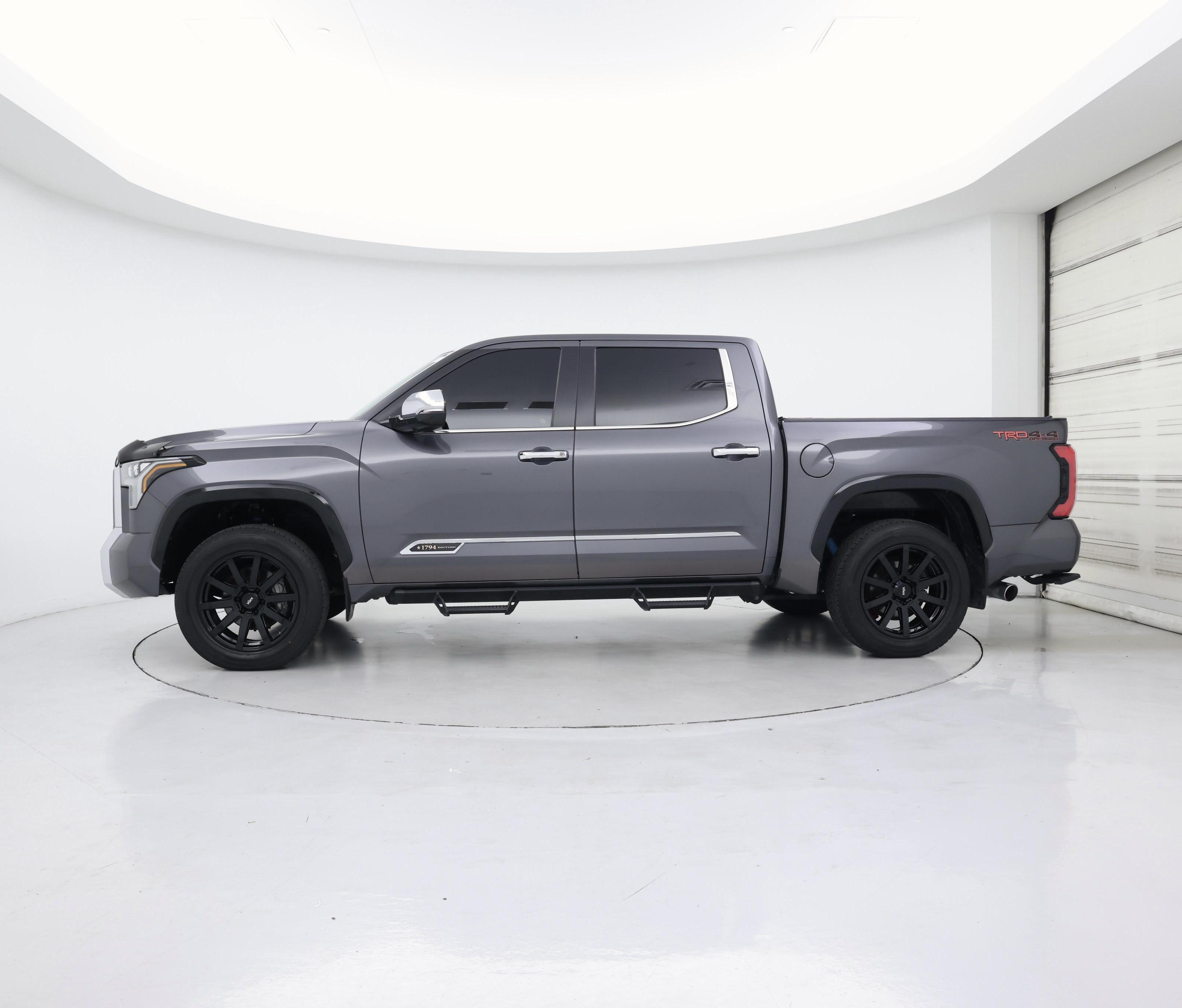 Thumbnail: 2024 Toyota Tundra - 3
