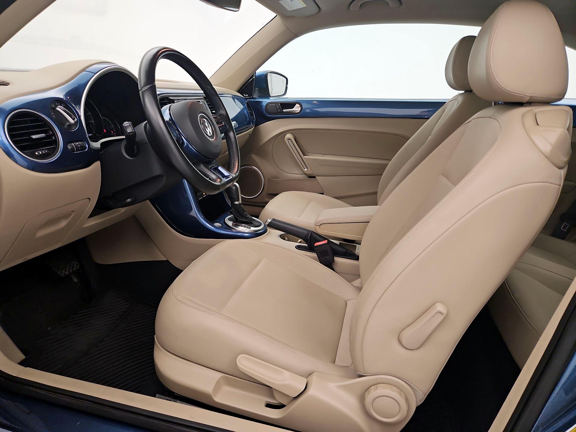 Thumbnail: 2019 Volkswagen Beetle - 11