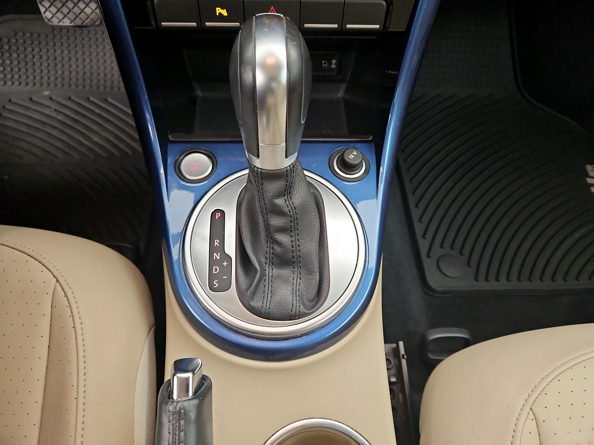 Thumbnail: 2019 Volkswagen Beetle - 18