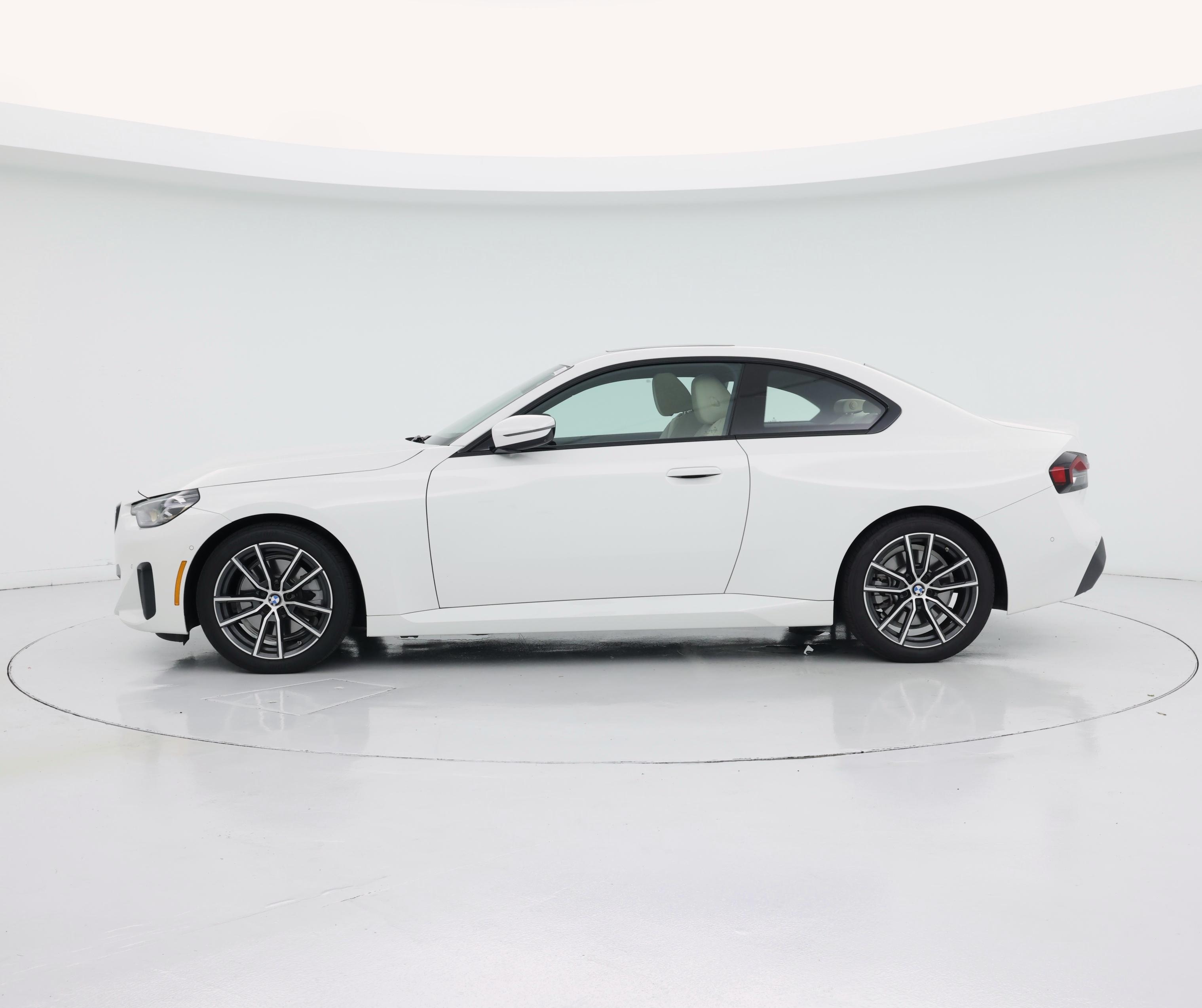 Thumbnail: 2023 BMW 2 Series - 3