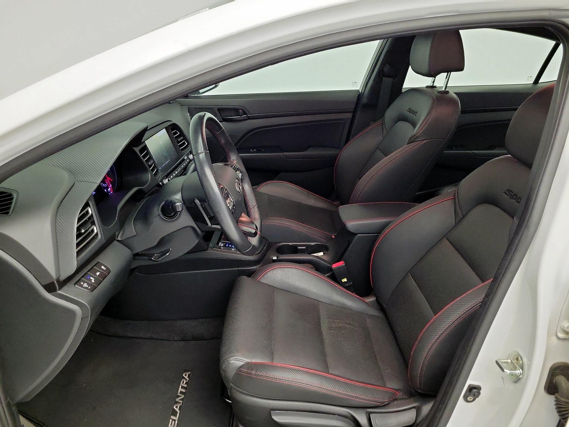 Thumbnail: 2019 Hyundai Elantra - 11