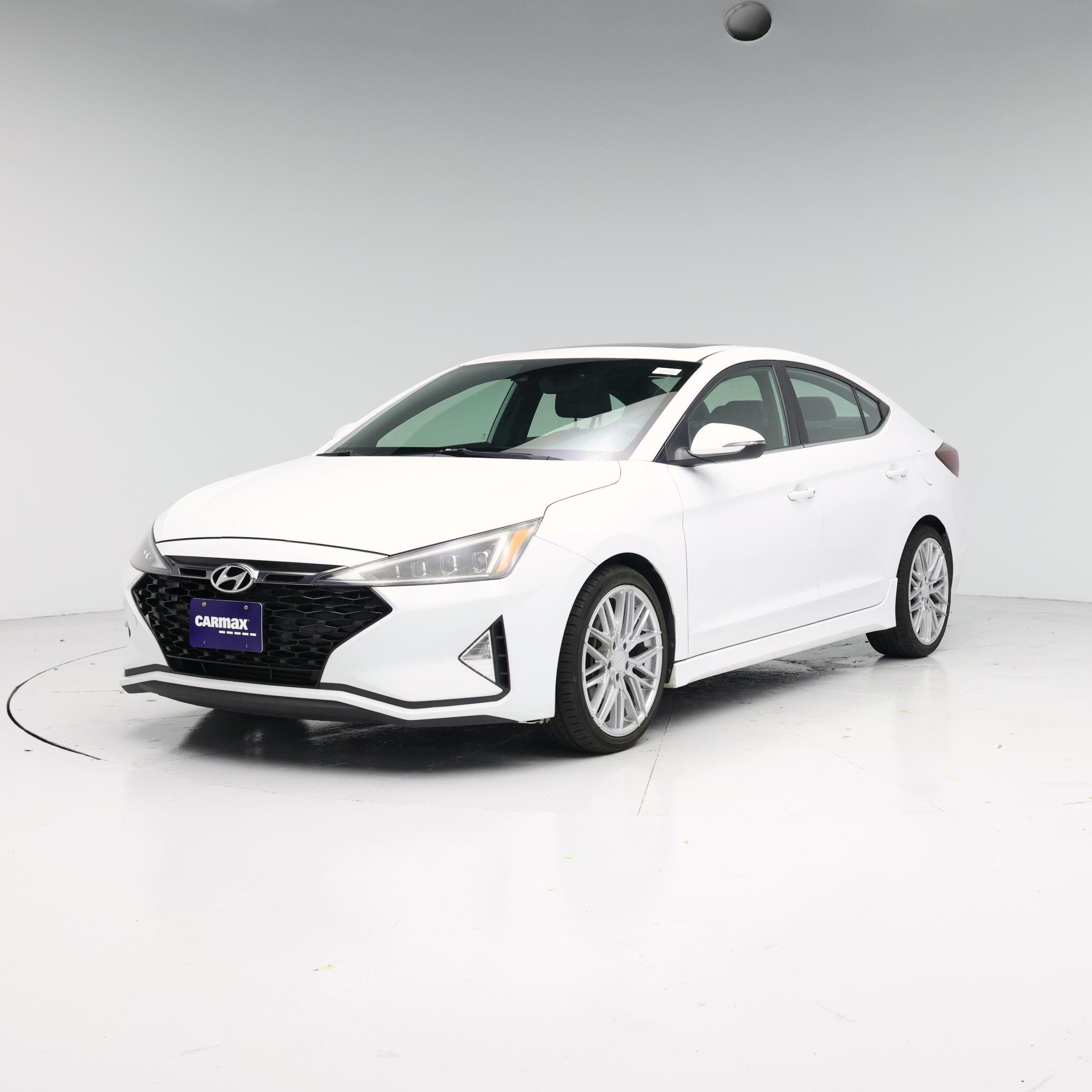 Thumbnail: 2019 Hyundai Elantra - 4