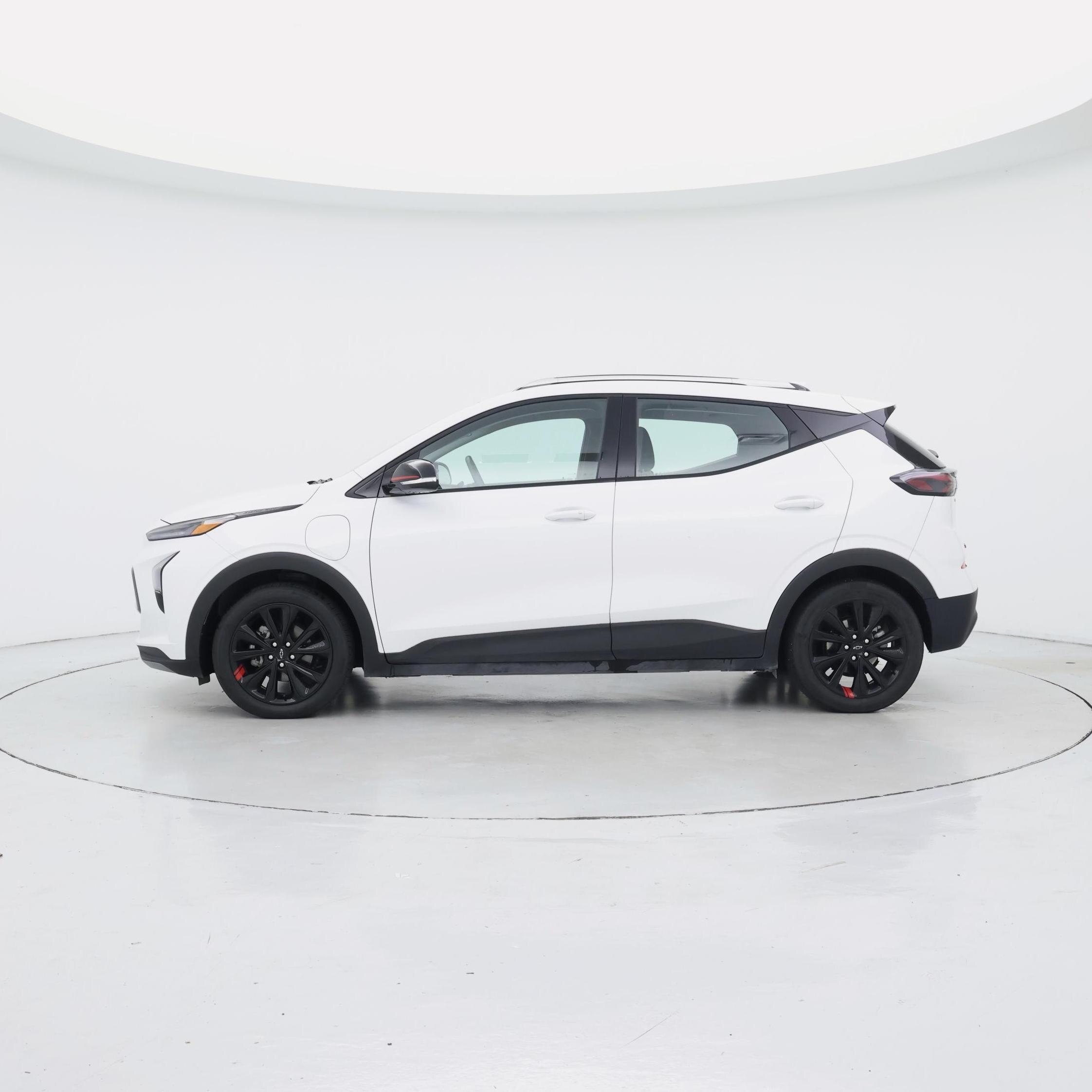Thumbnail: 2023 Chevrolet Bolt EUV - 3