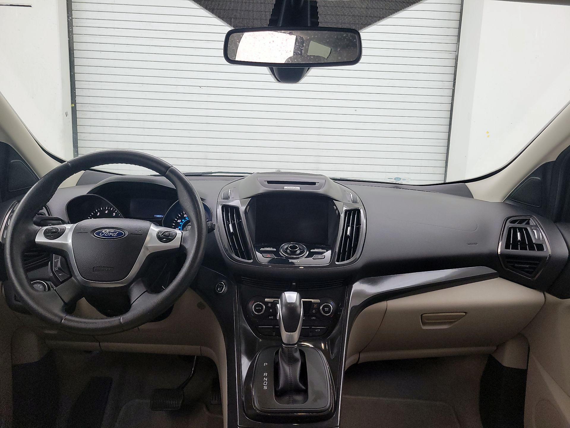 Thumbnail: 2015 Ford Escape - 9