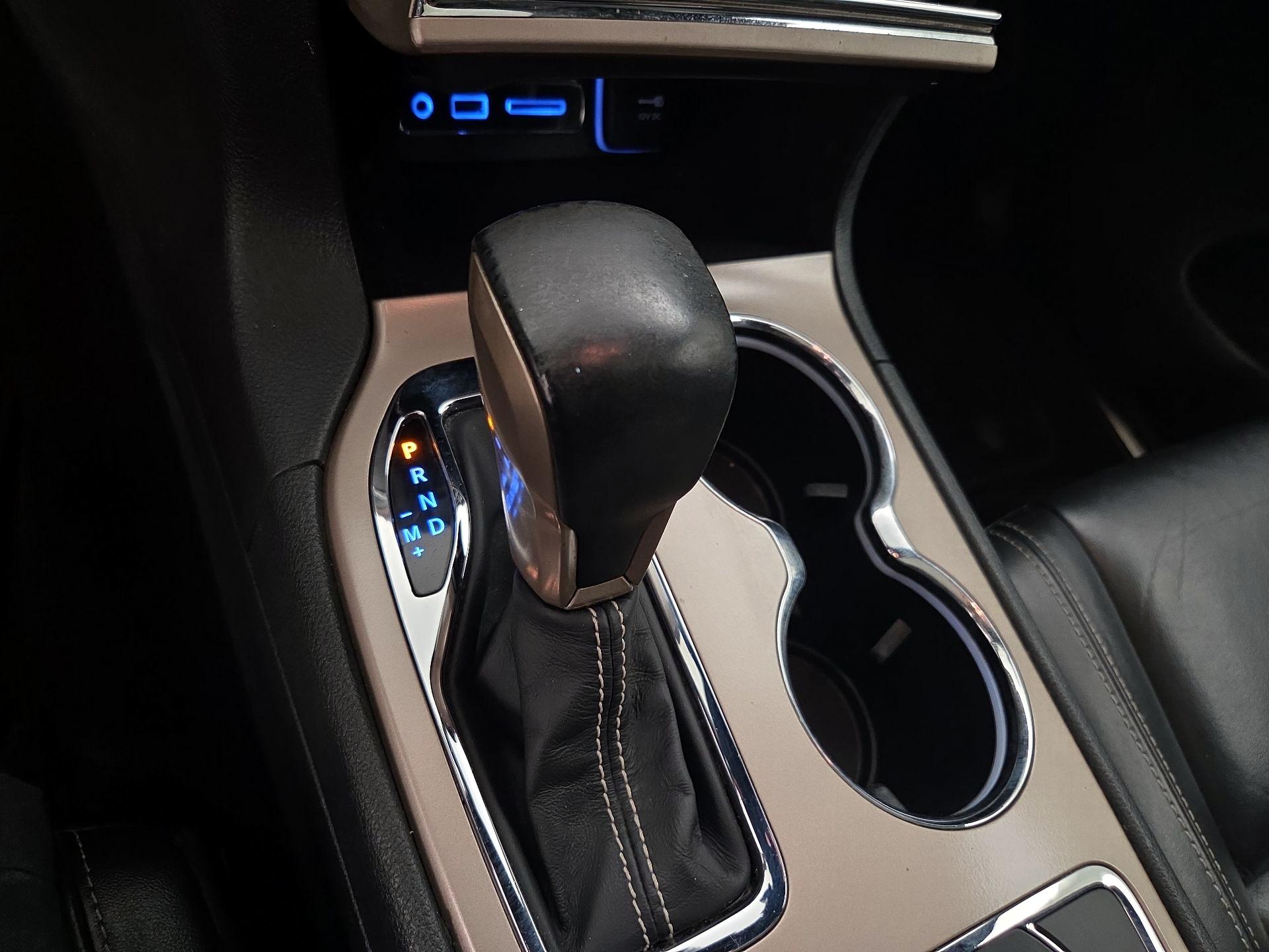 Thumbnail: 2017 Jeep Grand Cherokee - 17
