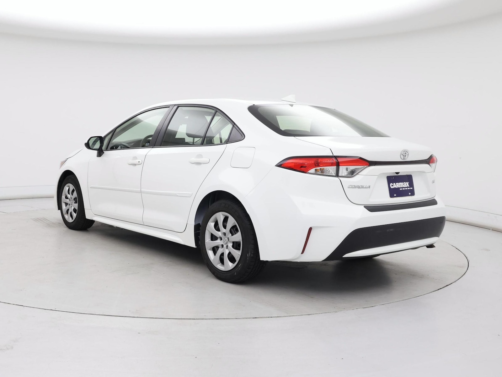 2020 Toyota Corolla LE - Photo 3